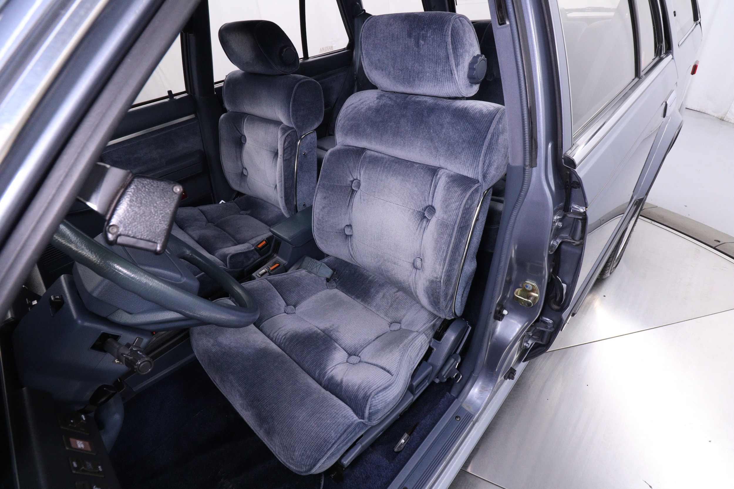 1987 Nissan Maxima 16