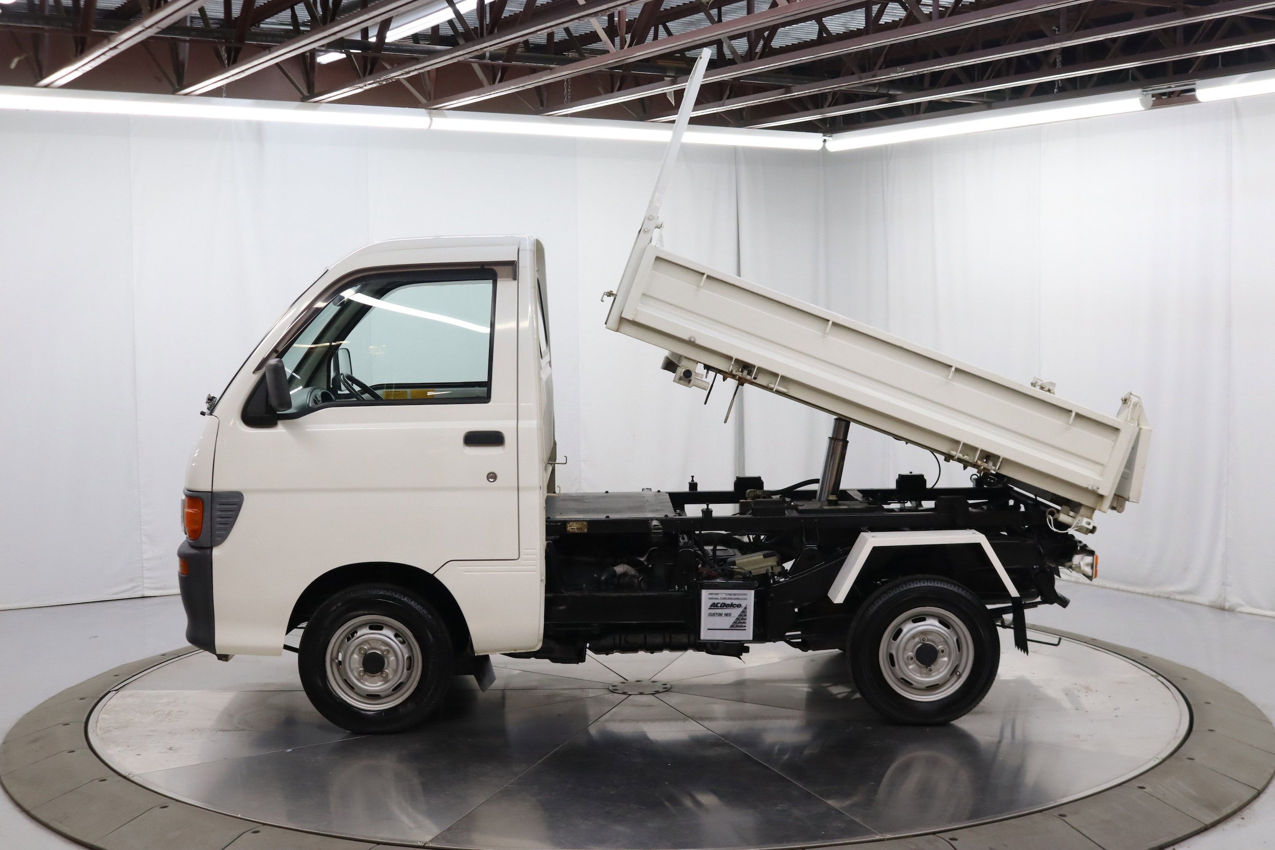 1998 Daihatsu Hijet 10