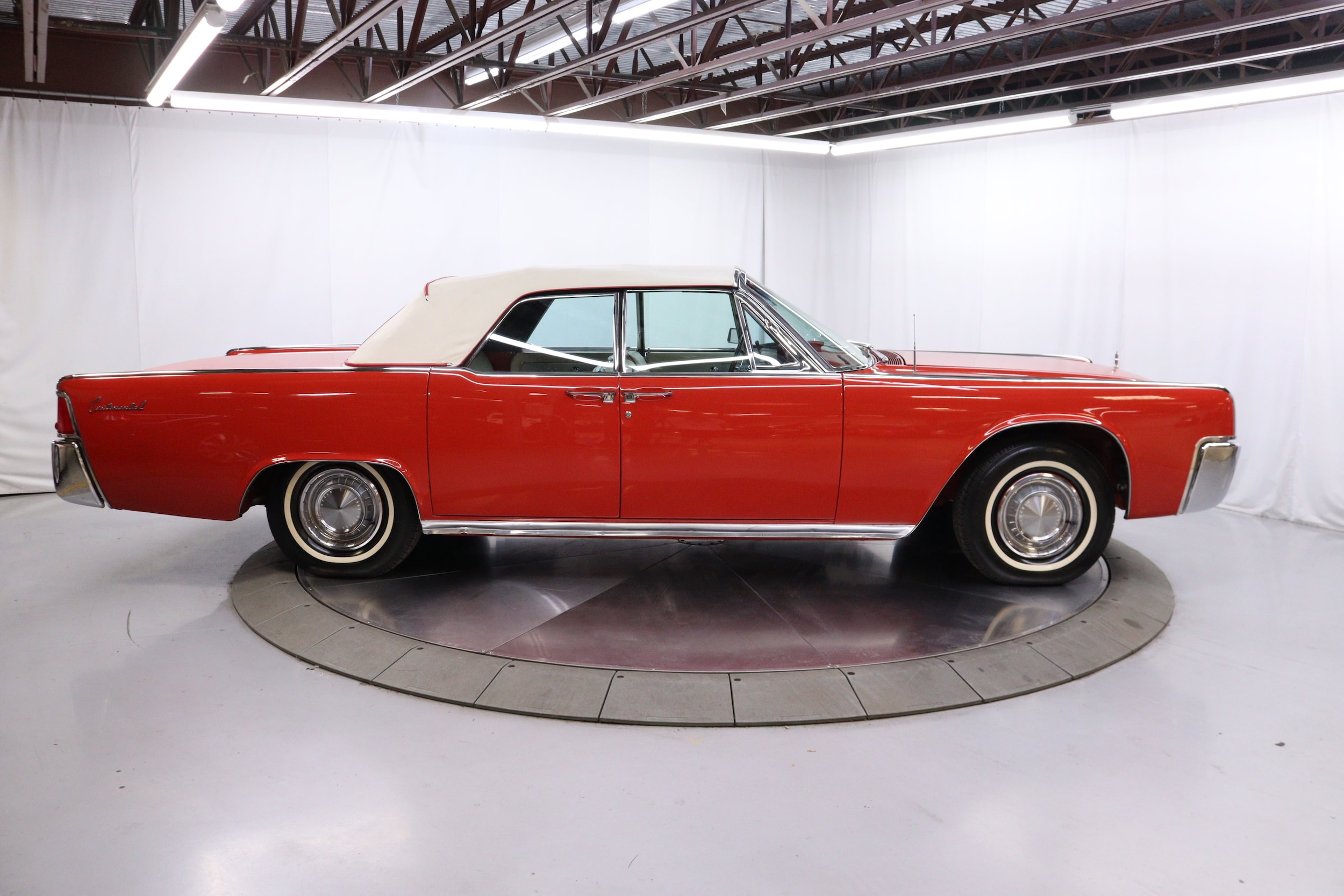 1963 Lincoln Continental 8
