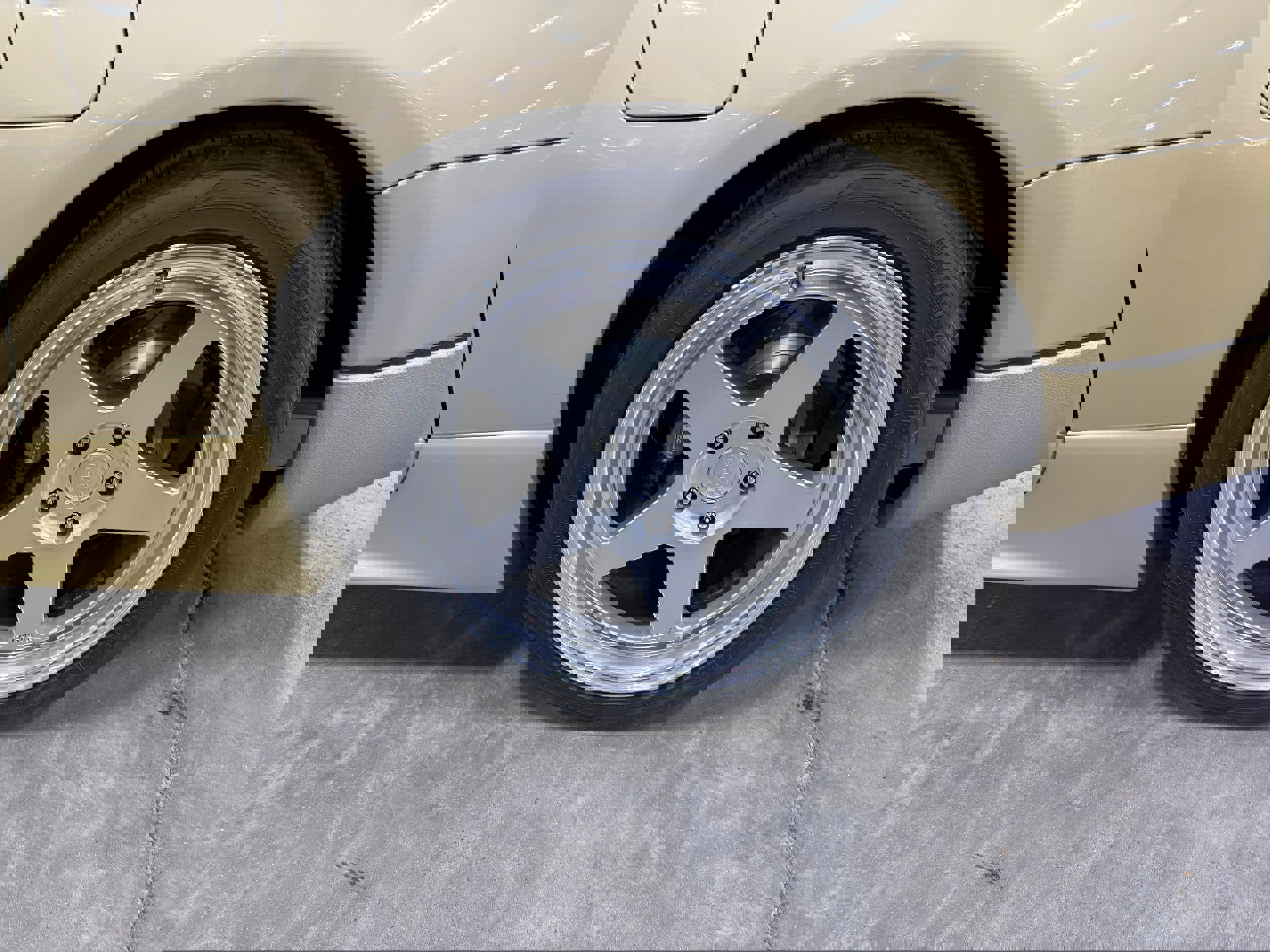 1990 Nissan 300ZX 36