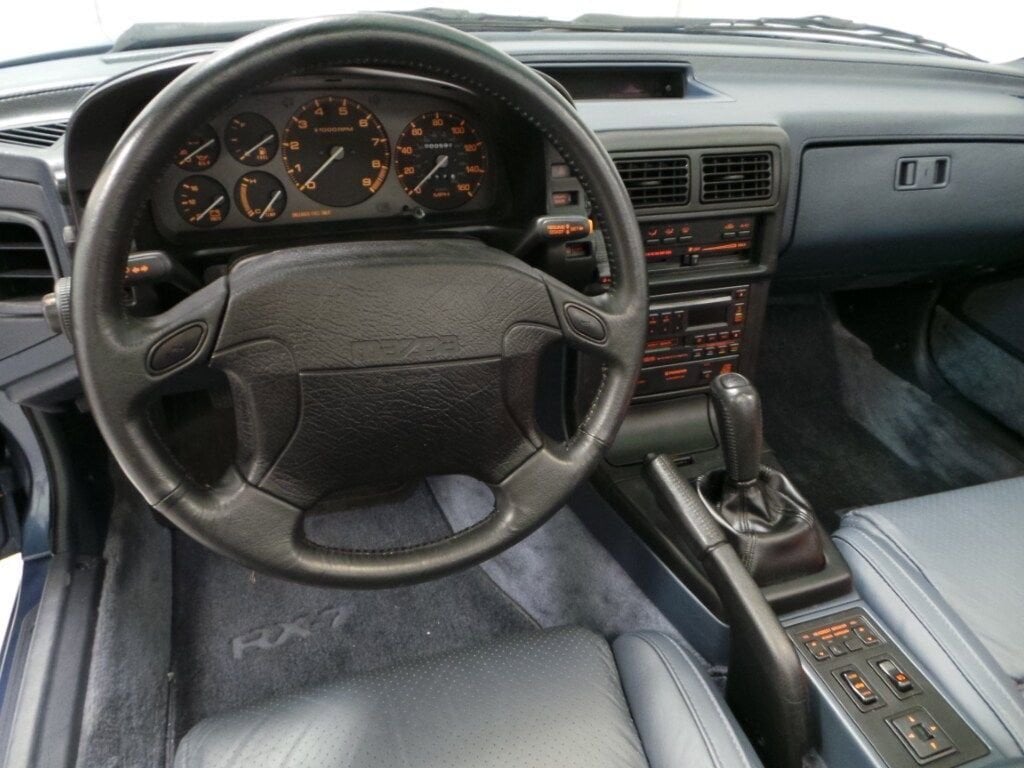 1990 Mazda RX-7 20