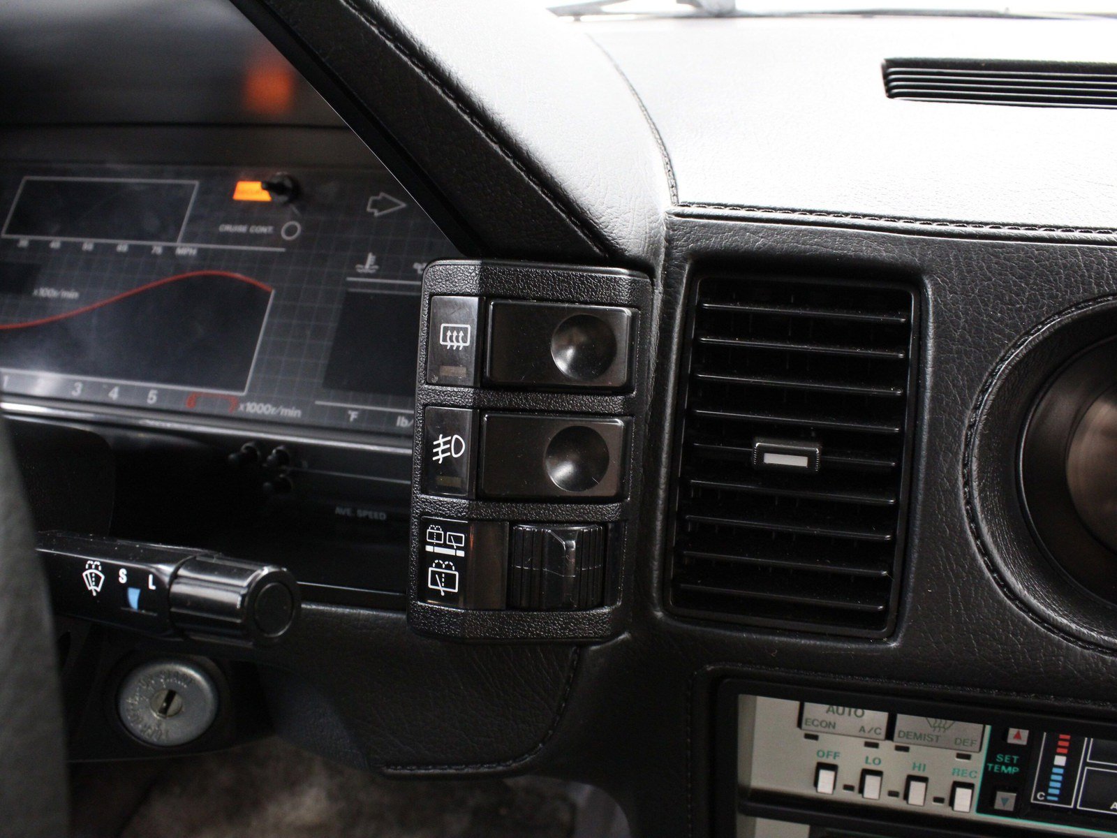 1986 Nissan 300ZX 81