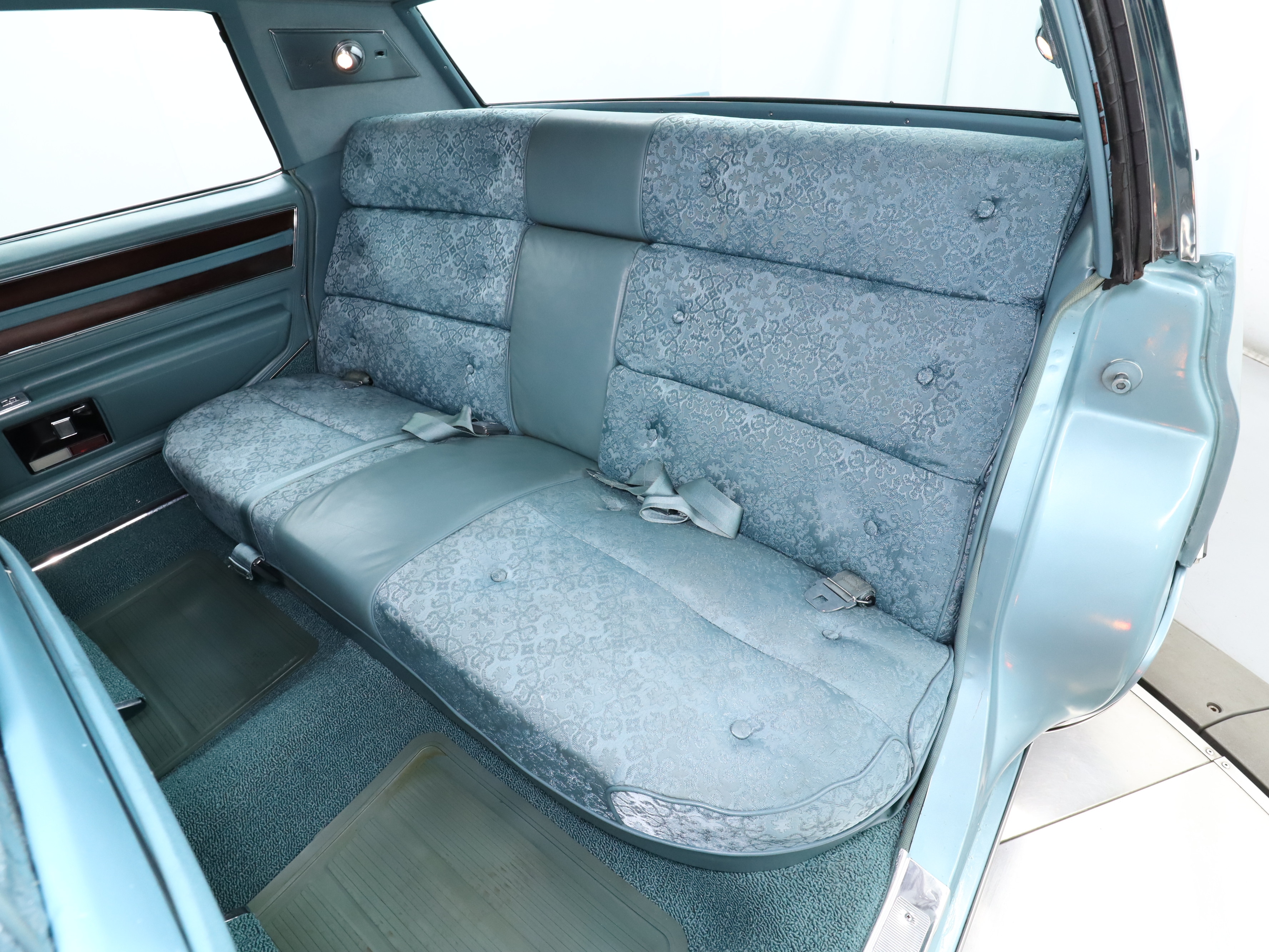 1969 Cadillac Fleetwood 18
