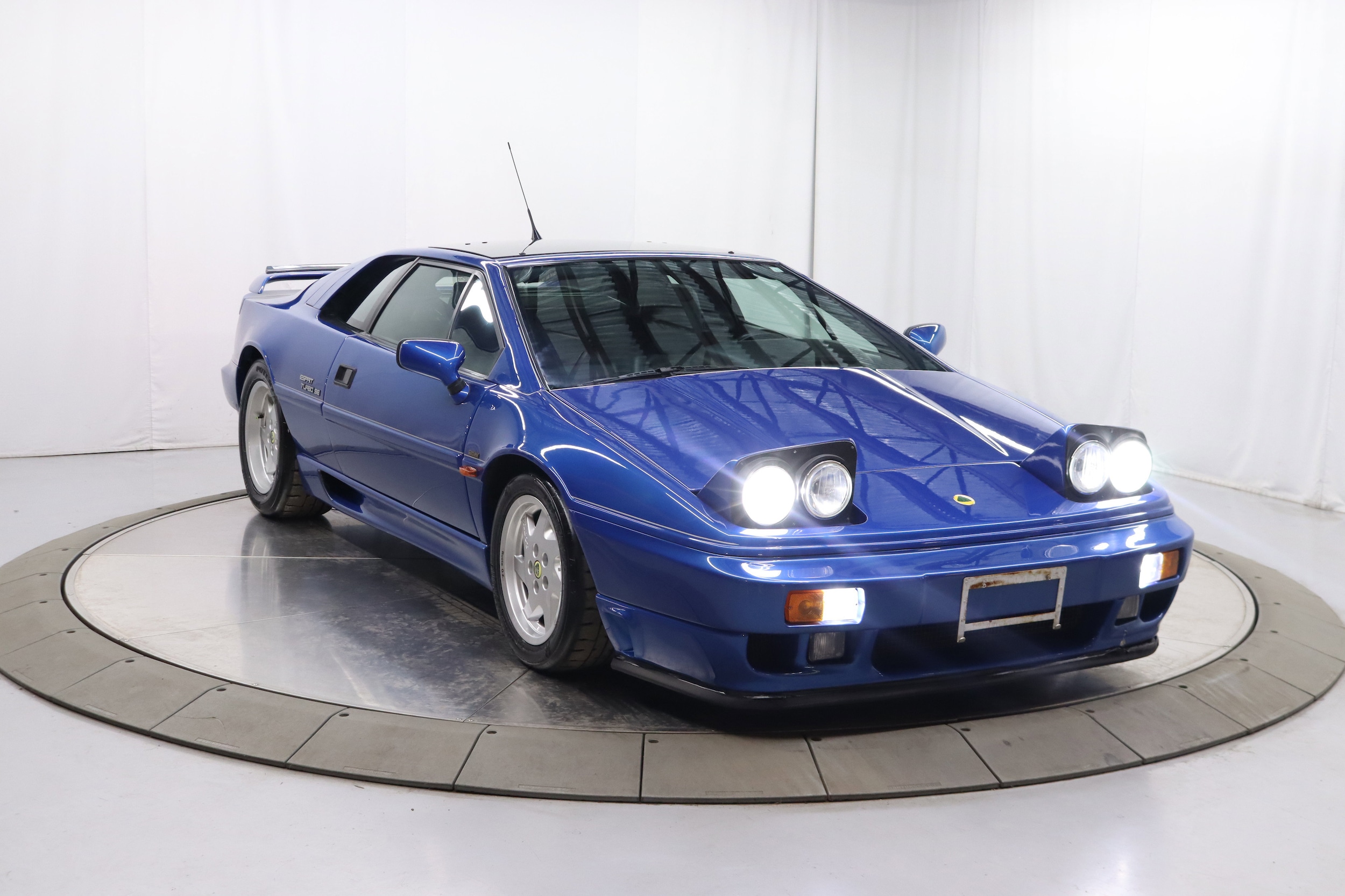 1990 Lotus Espirit Turbo SE 11