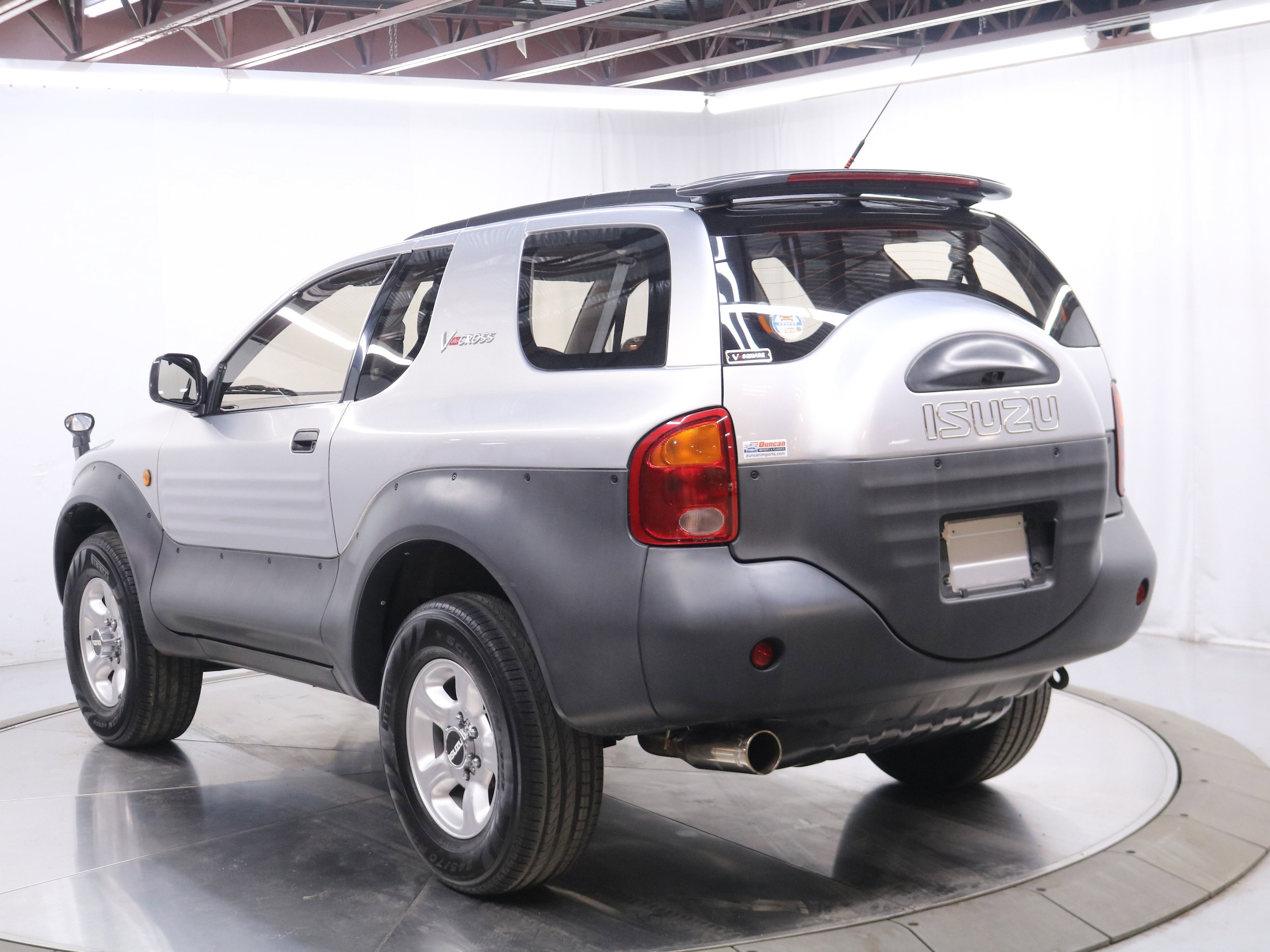 1997 Isuzu Vehicross 5
