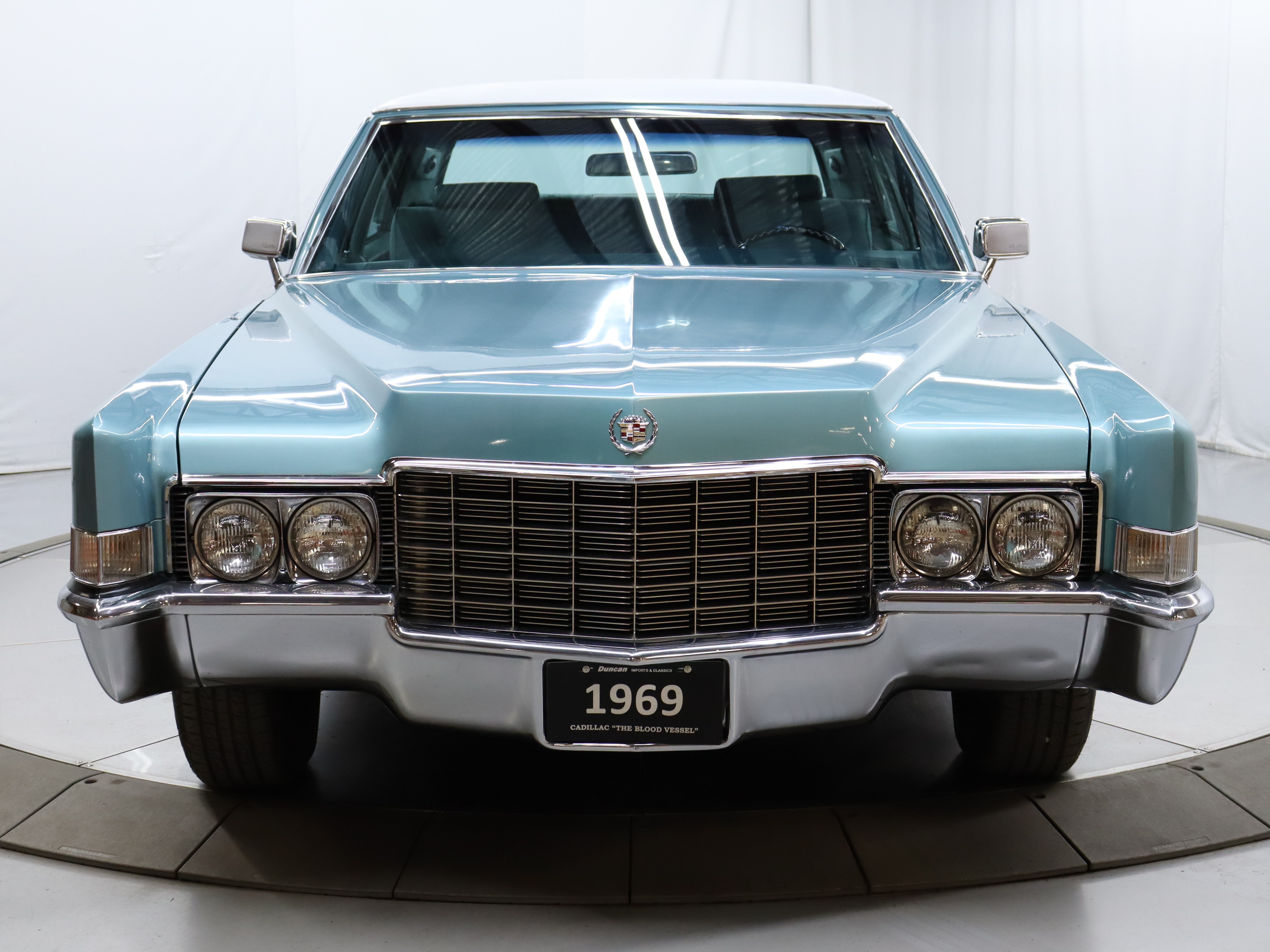 1969 Cadillac Fleetwood 3