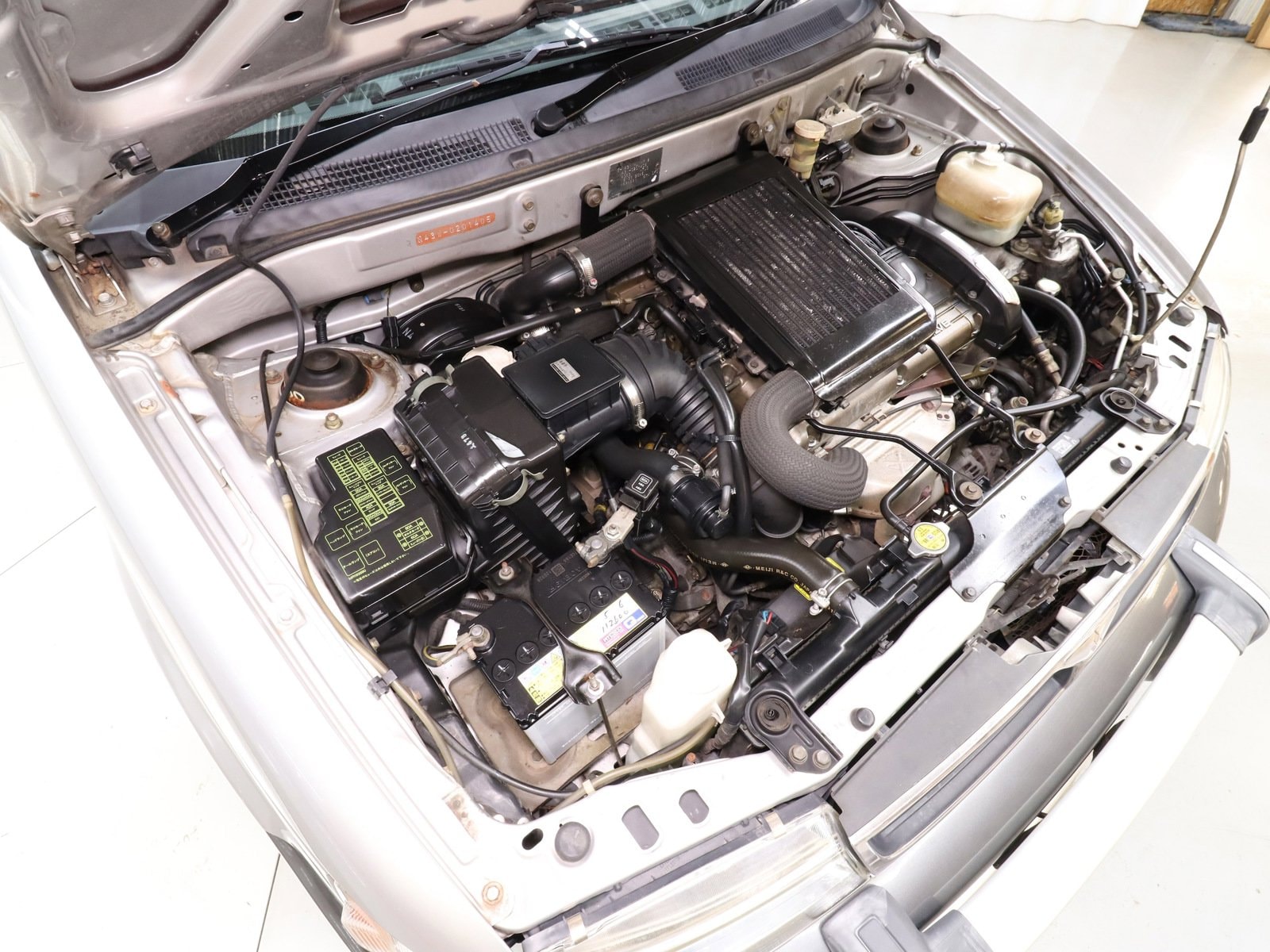1995 Mitsubishi Chariot 24