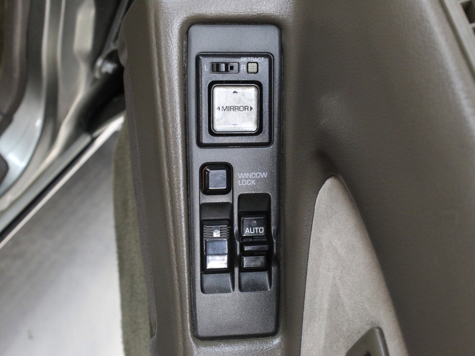 1991 Toyota Soarer 24