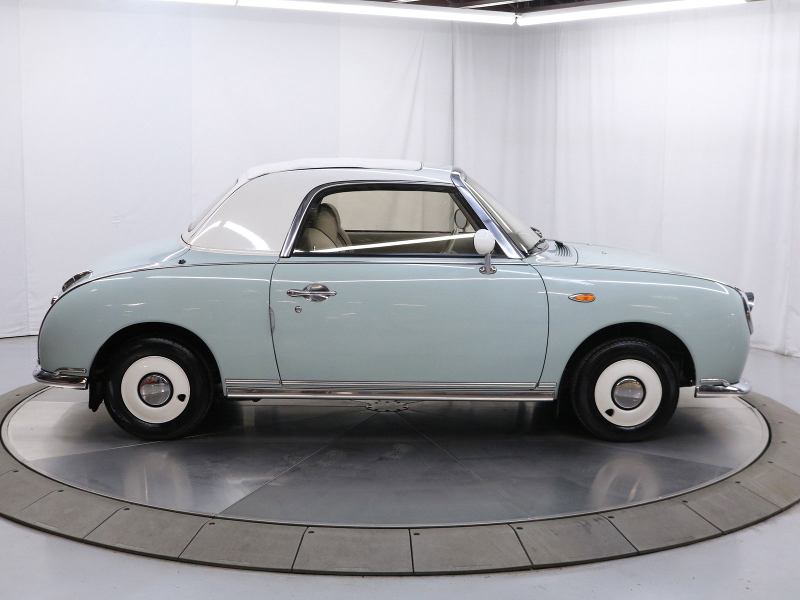 1991 Nissan Figaro 8