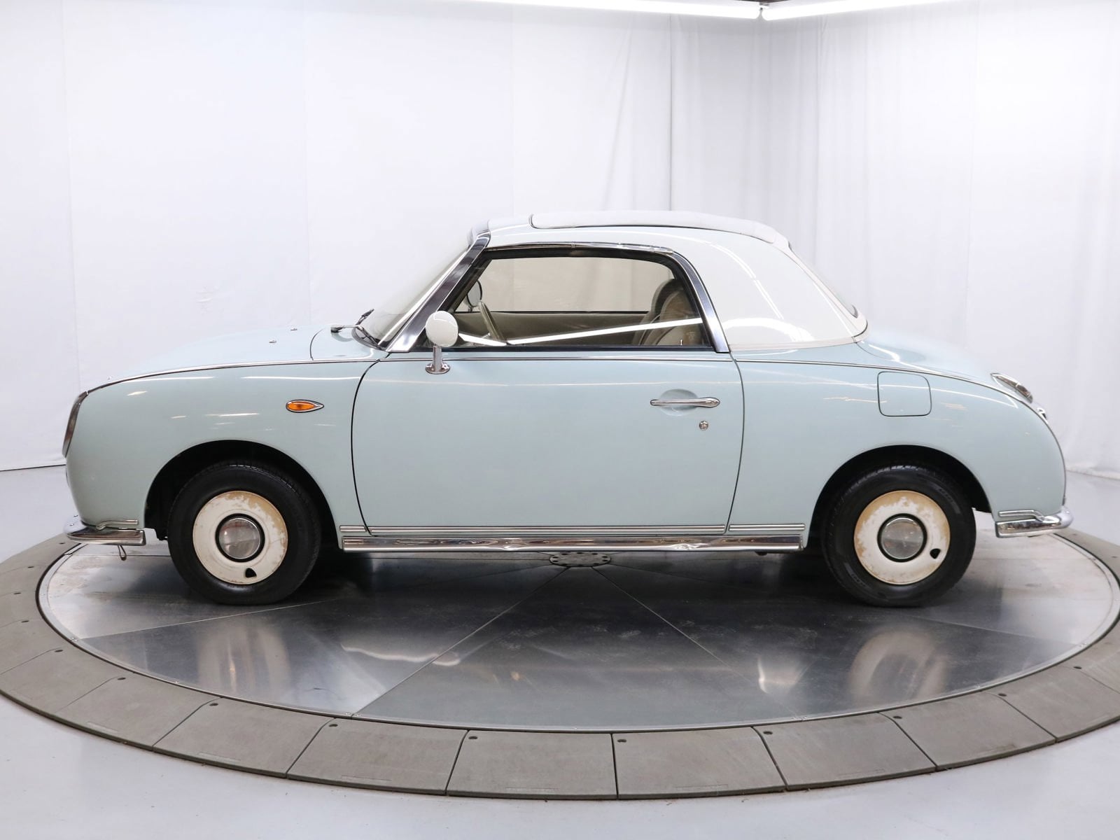 1991 Nissan Figaro 4