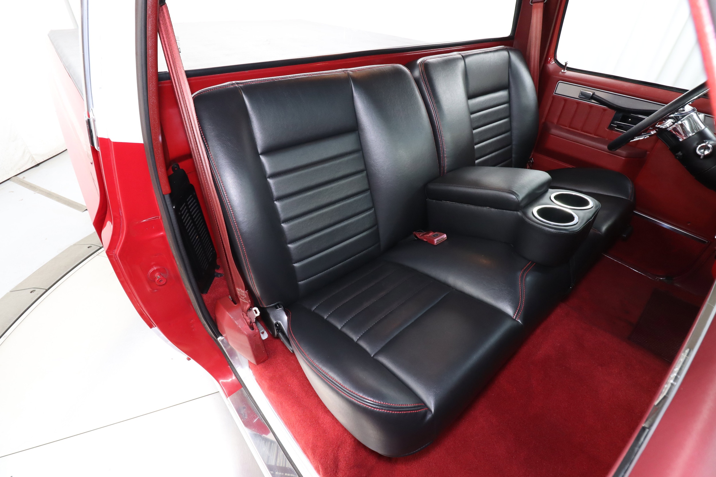 1983 GMC Sierra 19