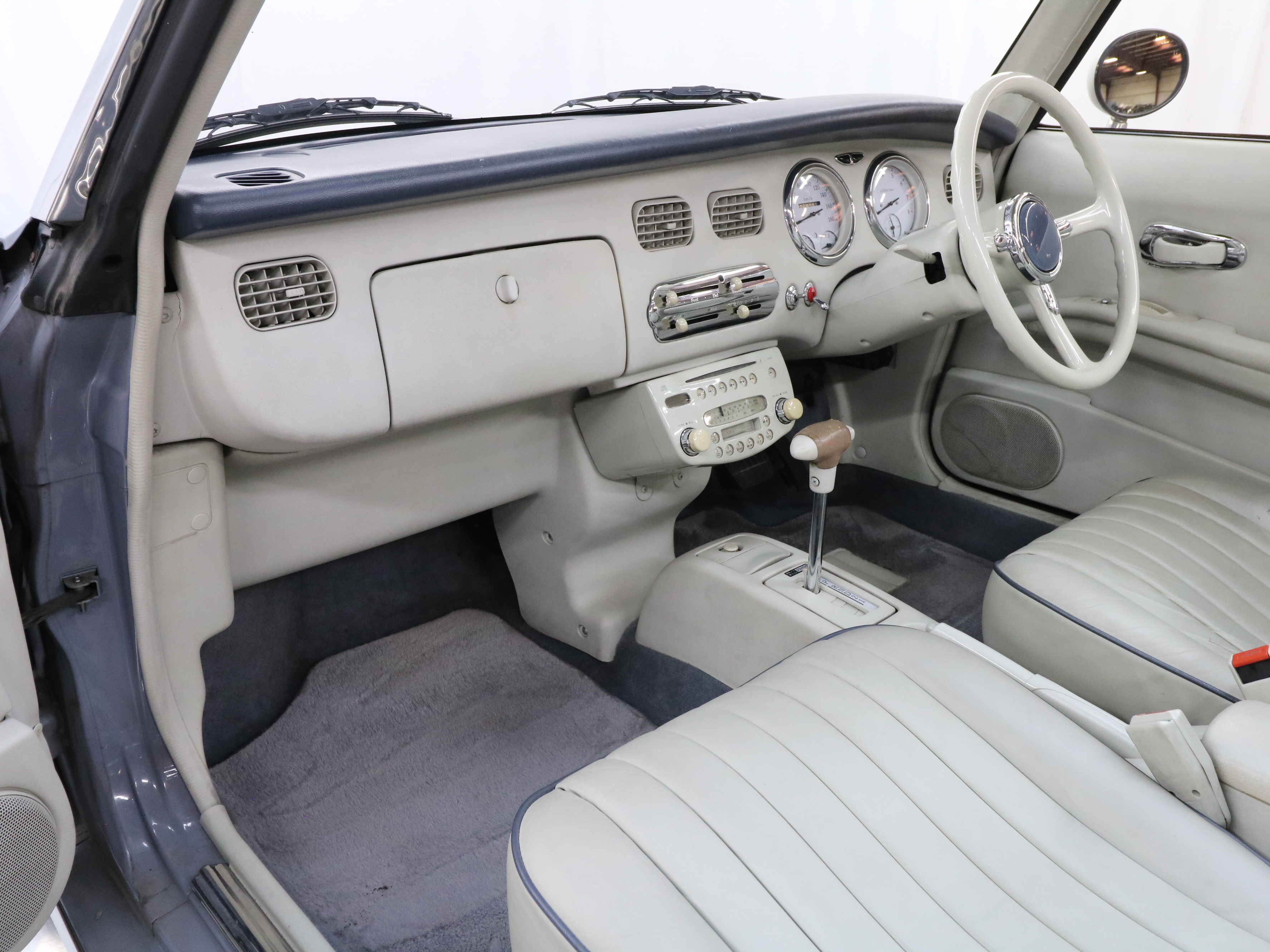 1992 Nissan Figaro 17