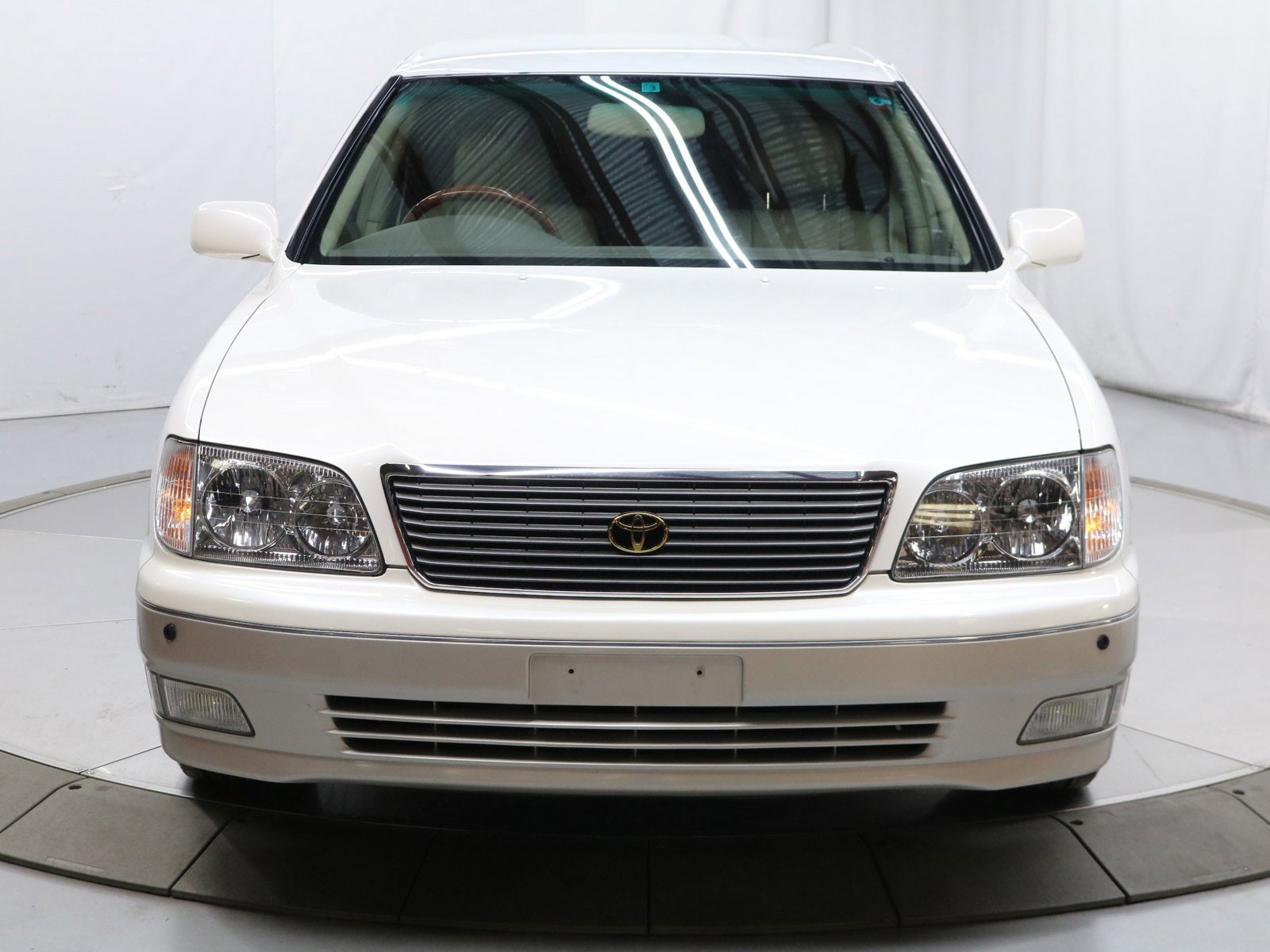 1998 Toyota Celsior 3