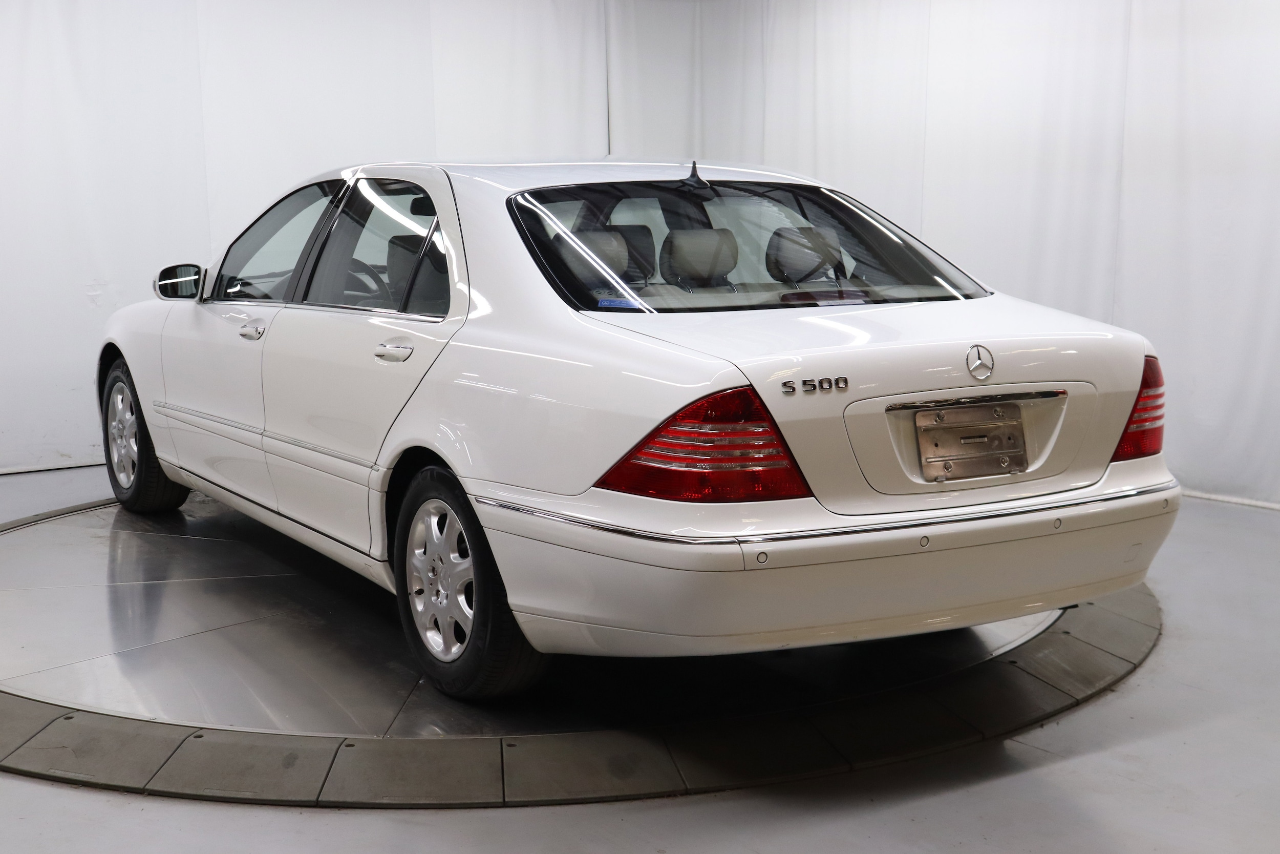 2000 Mercedes-Benz S500 7