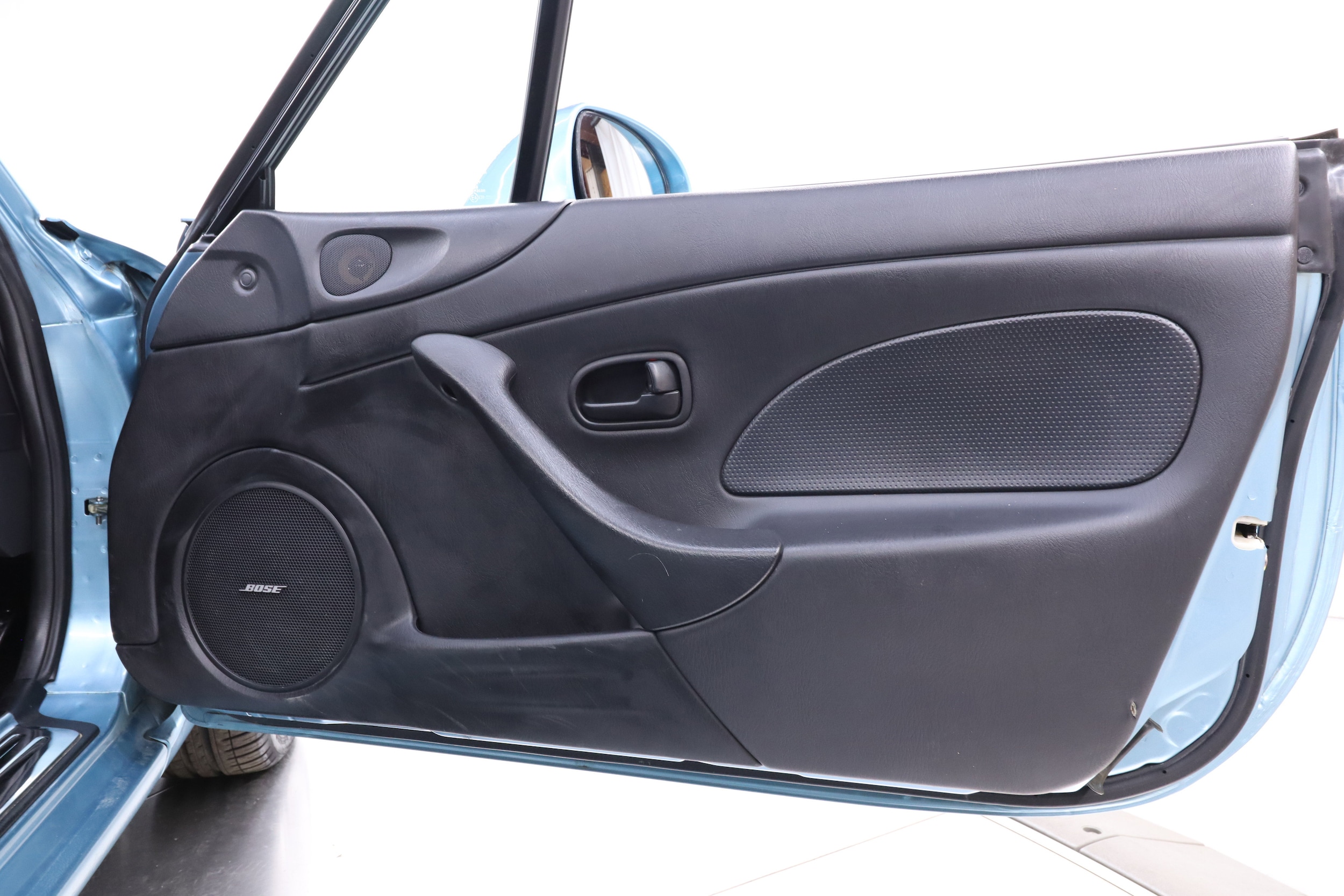 2000 Mazda Roadster 25