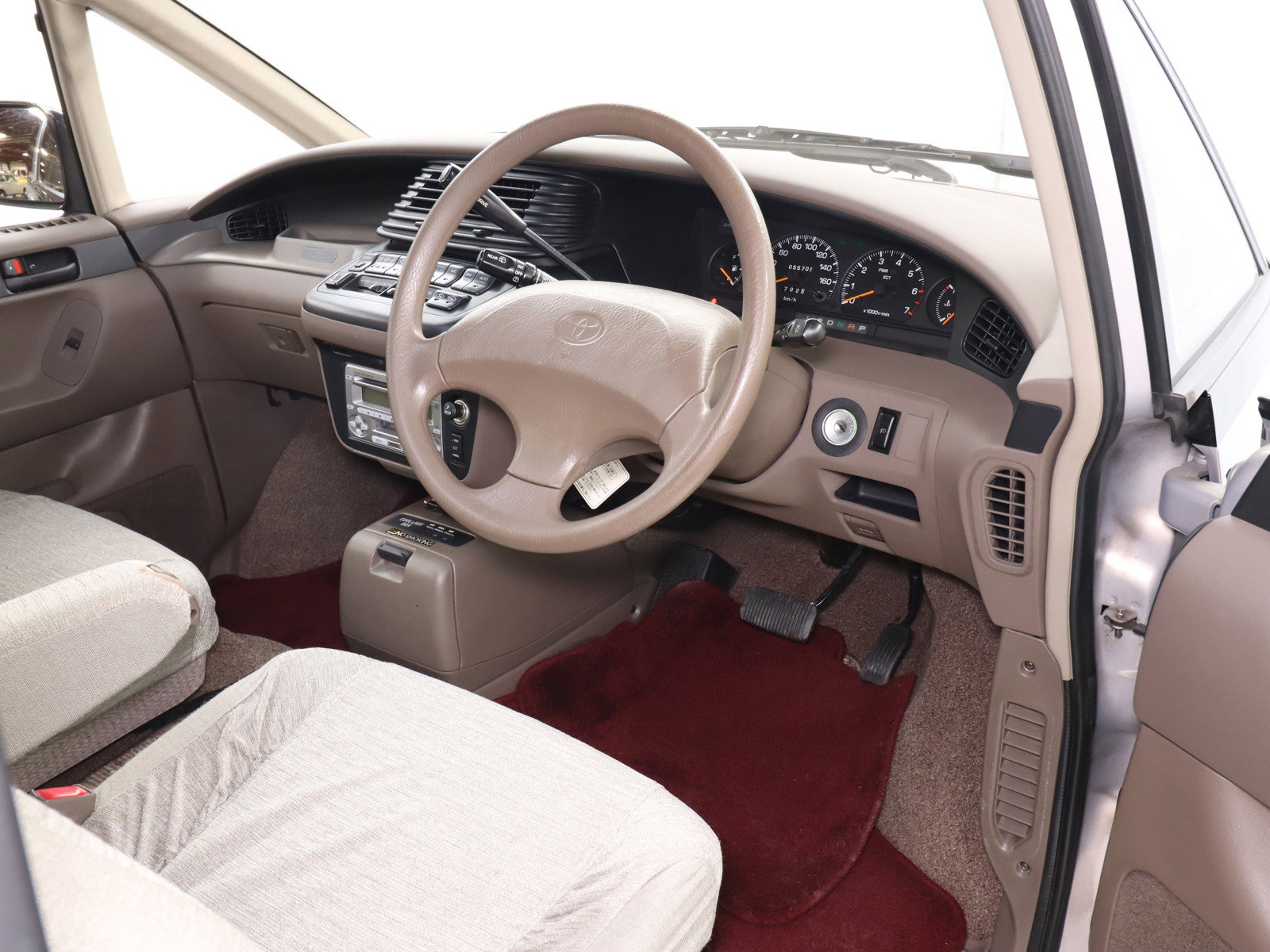 1993 Toyota Estima 9