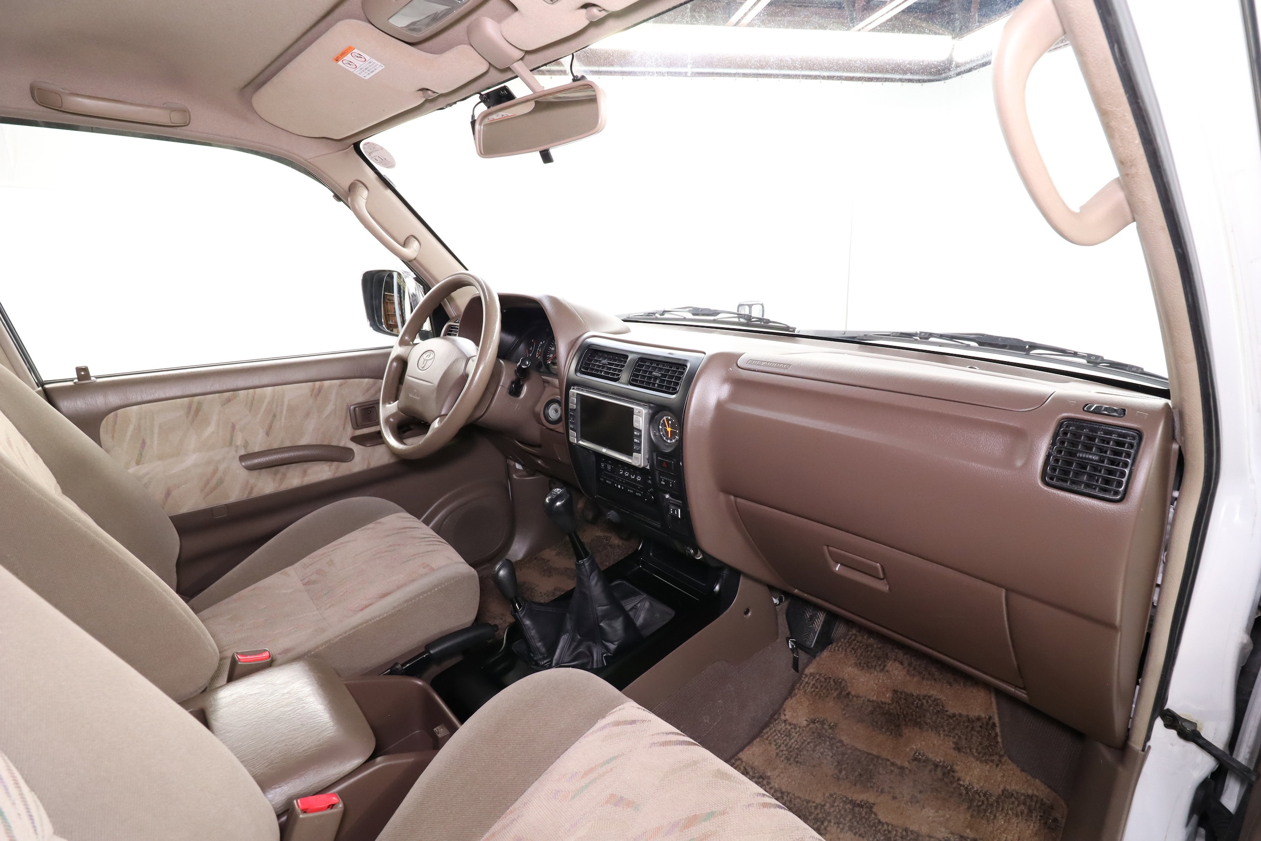 1999 Toyota Land Cruiser Prado 19