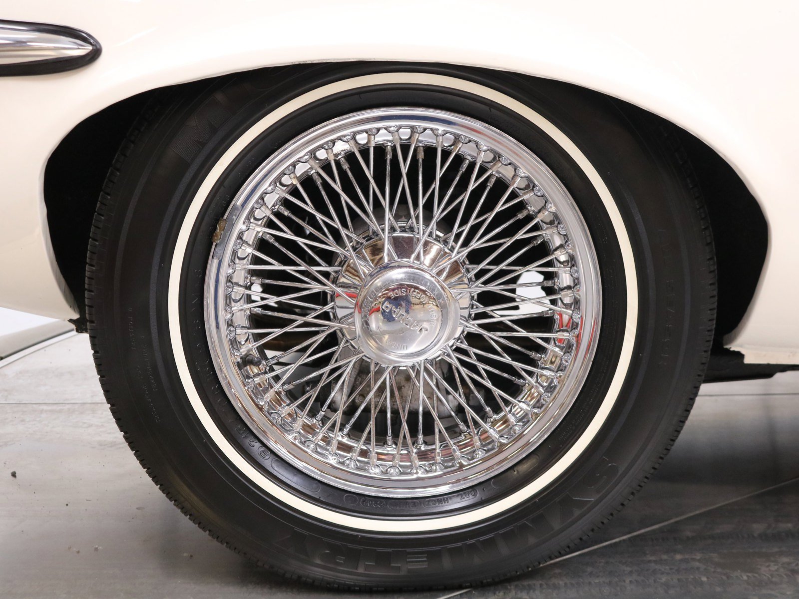 1974 Jaguar E-Type 83