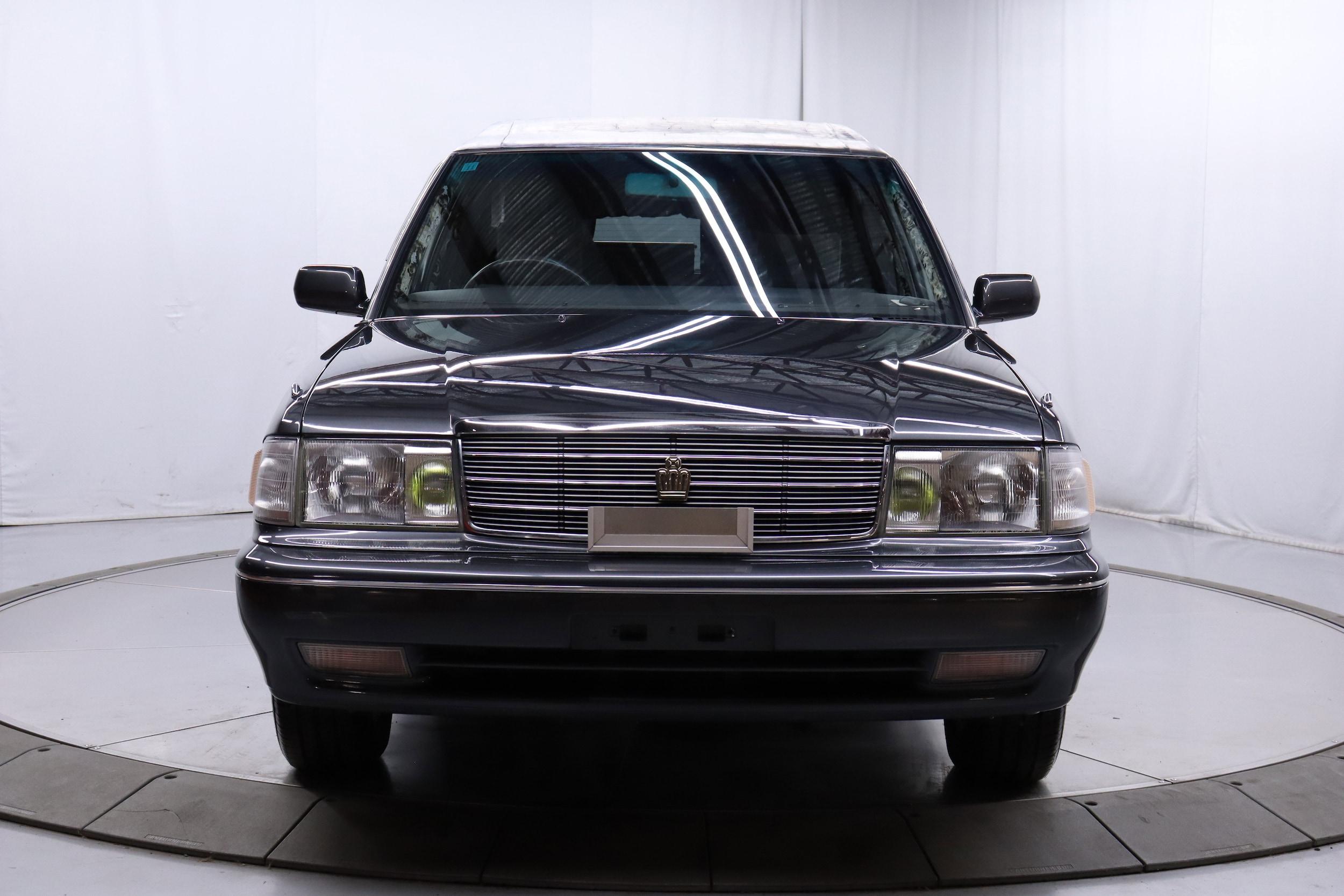 1999 Toyota Crown 5