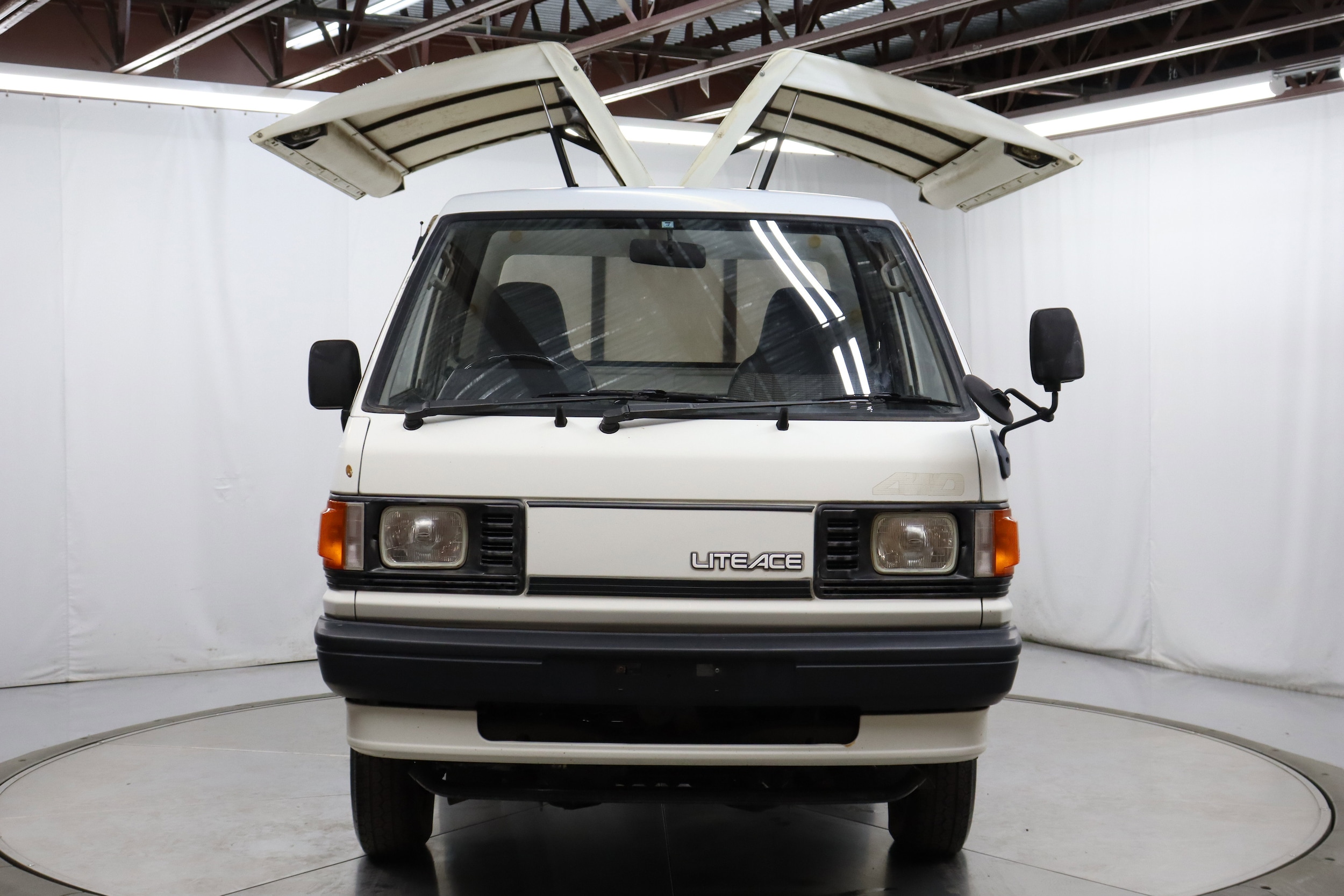 1991 Toyota Liteace 12