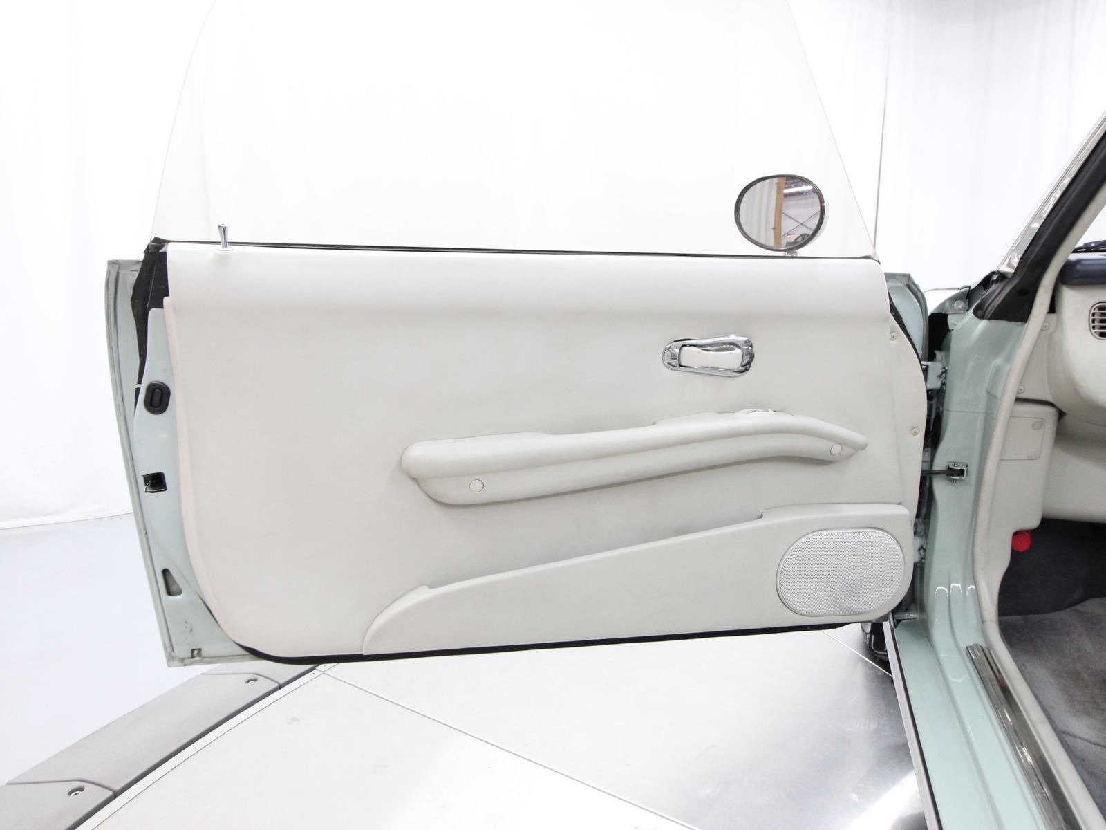 1991 Nissan Figaro 21