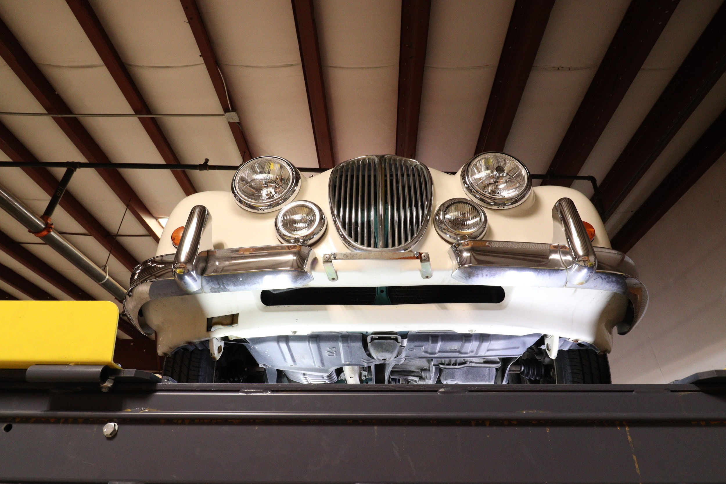 1997 Mitsuoka Viewt 38