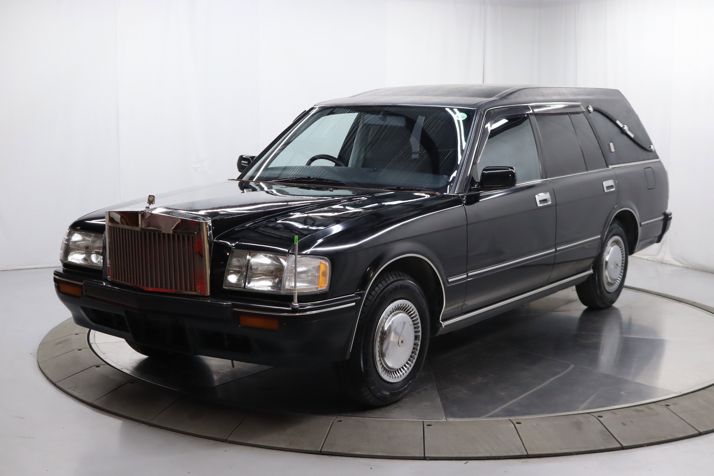 1995 Toyota Crown 4