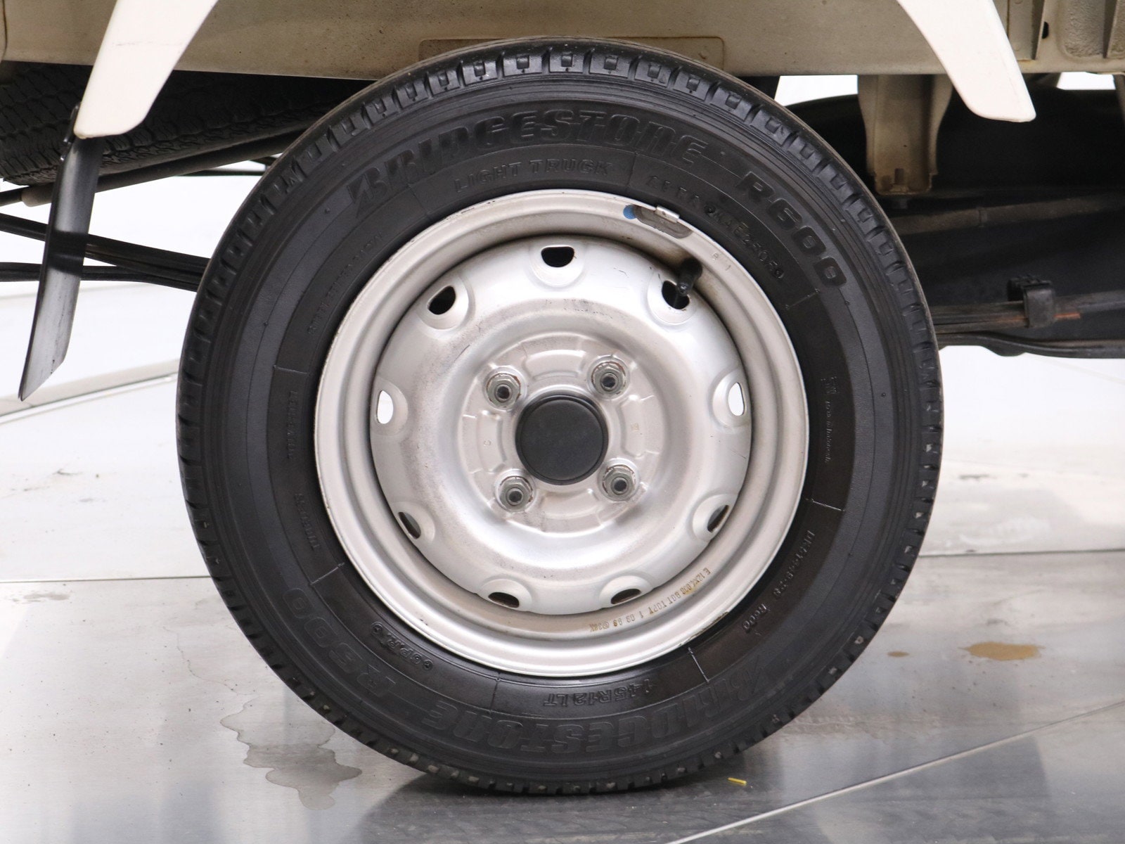 1999 Suzuki Carry 26