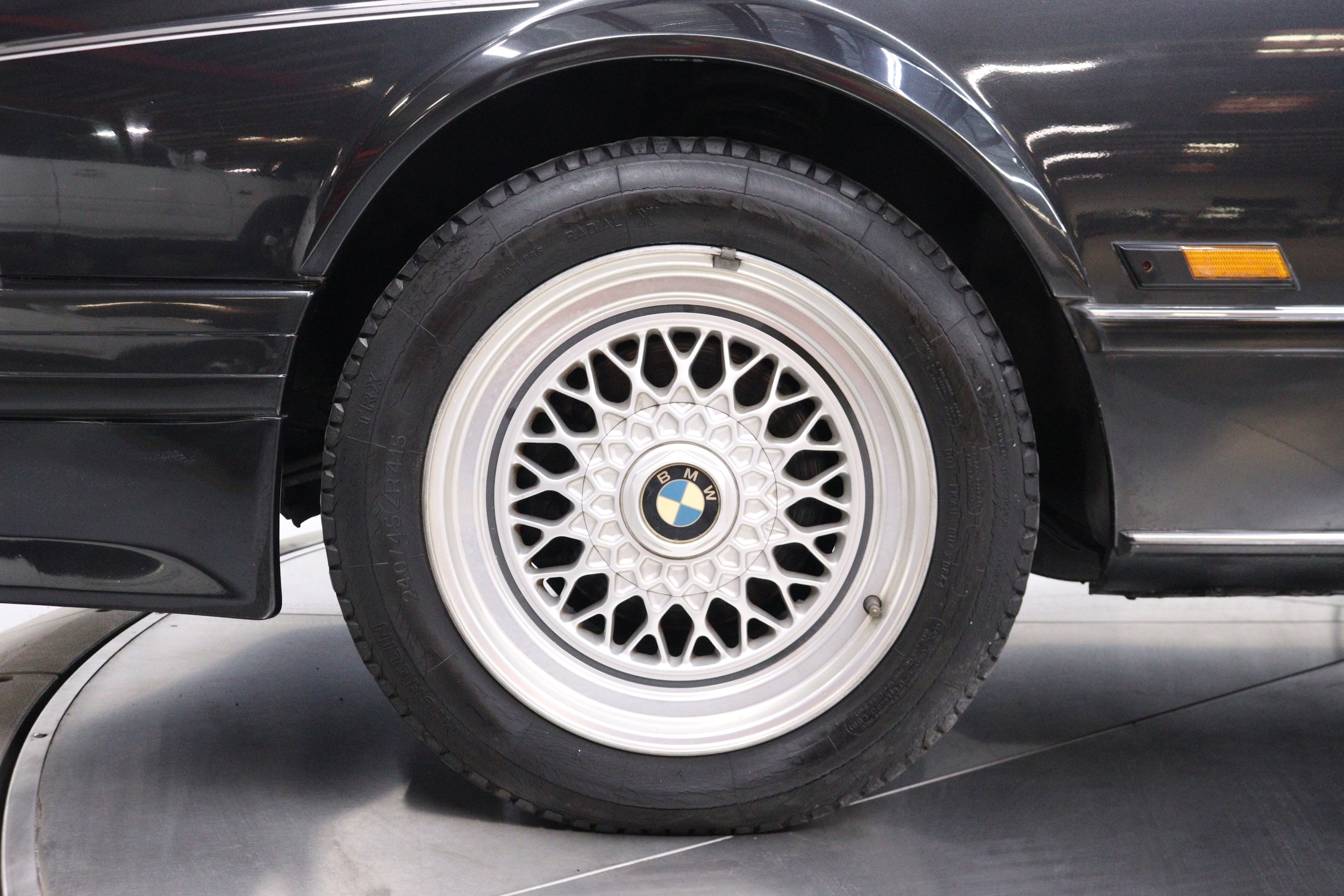 1989 BMW 635 Si 27