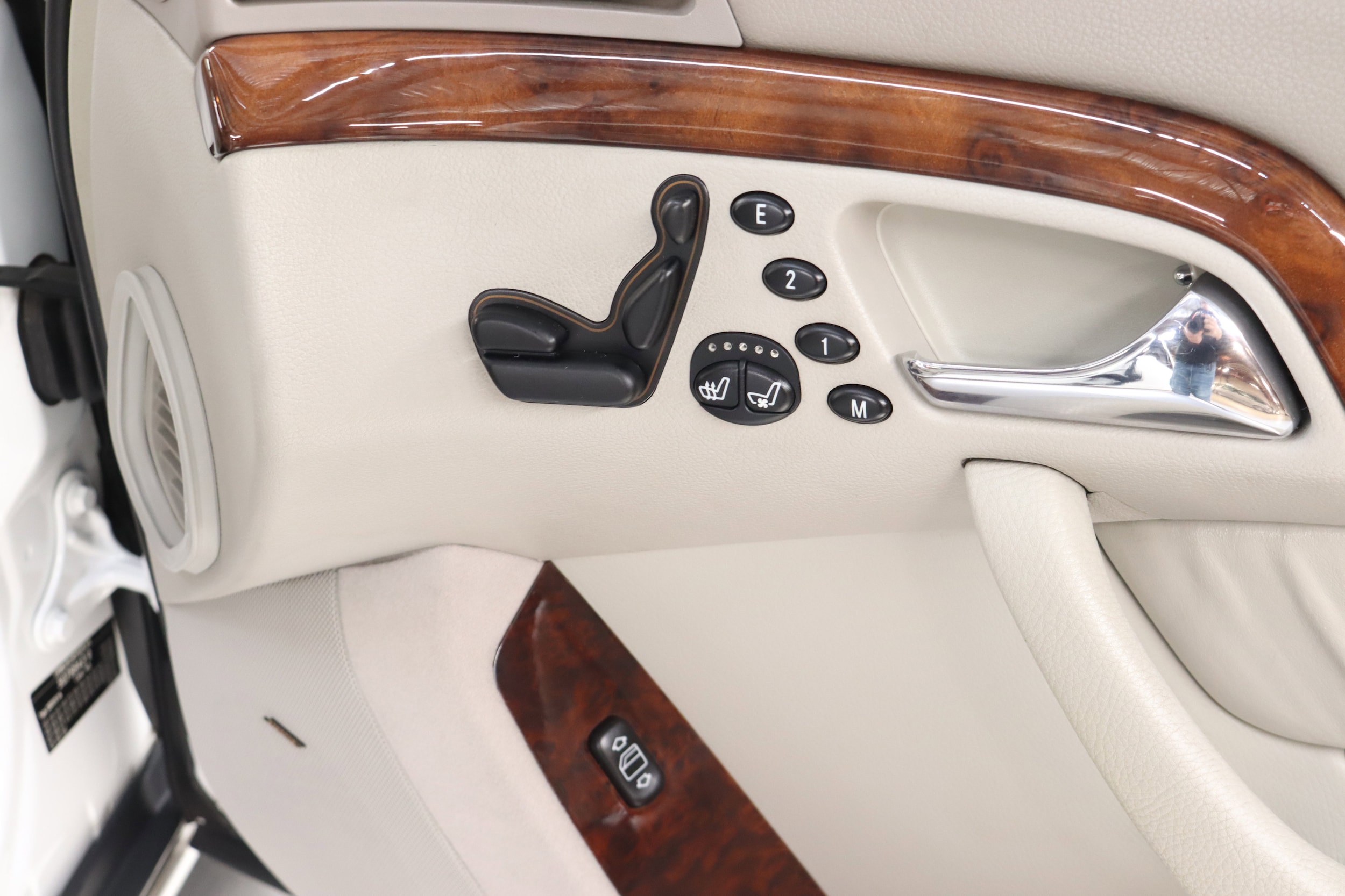 2000 Mercedes-Benz S500 28