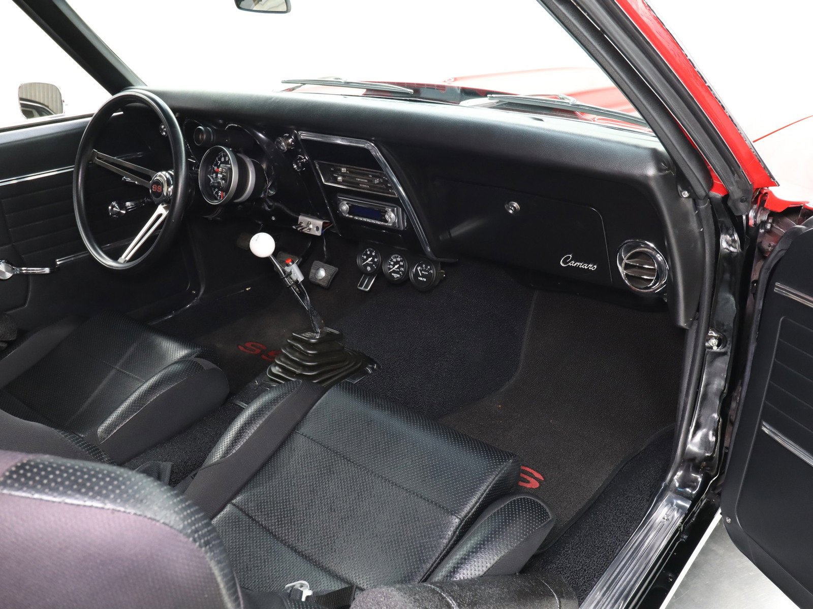 1968 Chevrolet Camaro 19