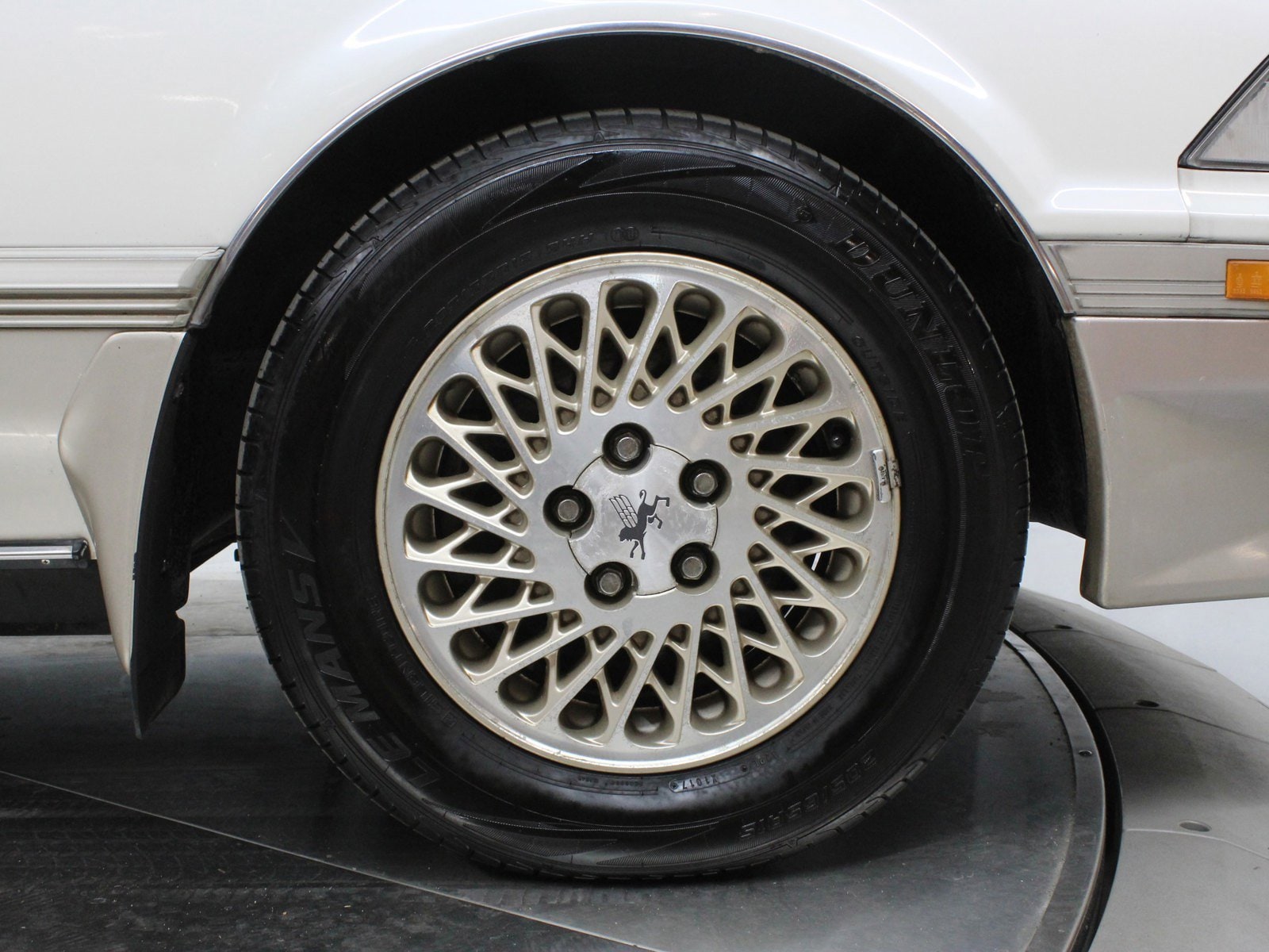 1989 Toyota Soarer 24