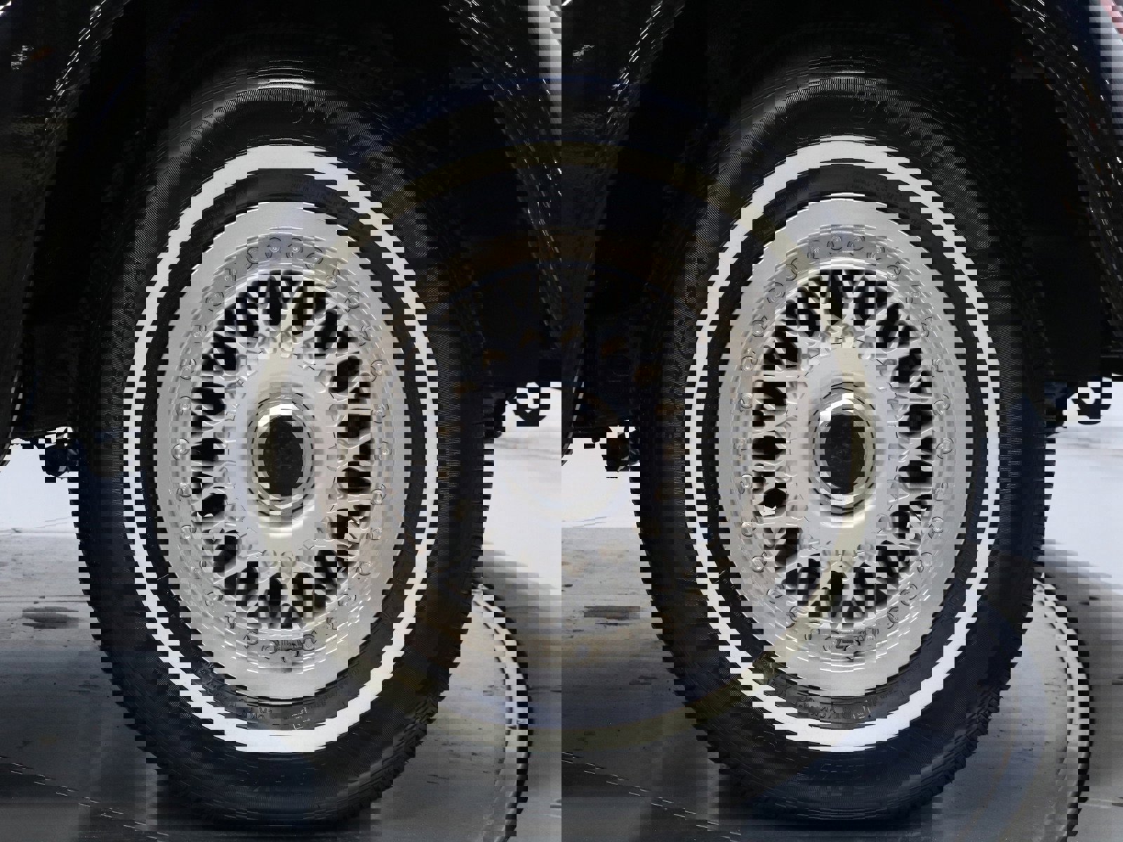 1996 Toyota Classic 27