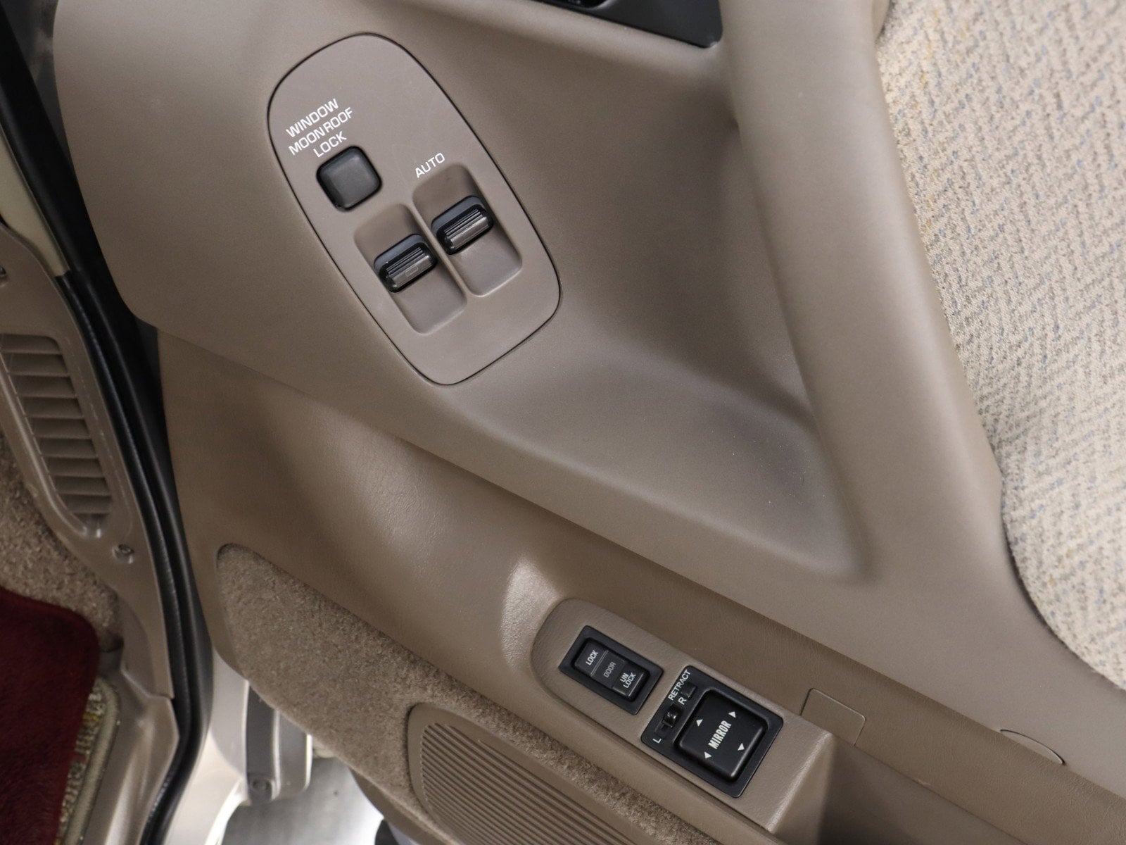 1993 Toyota Estima 25