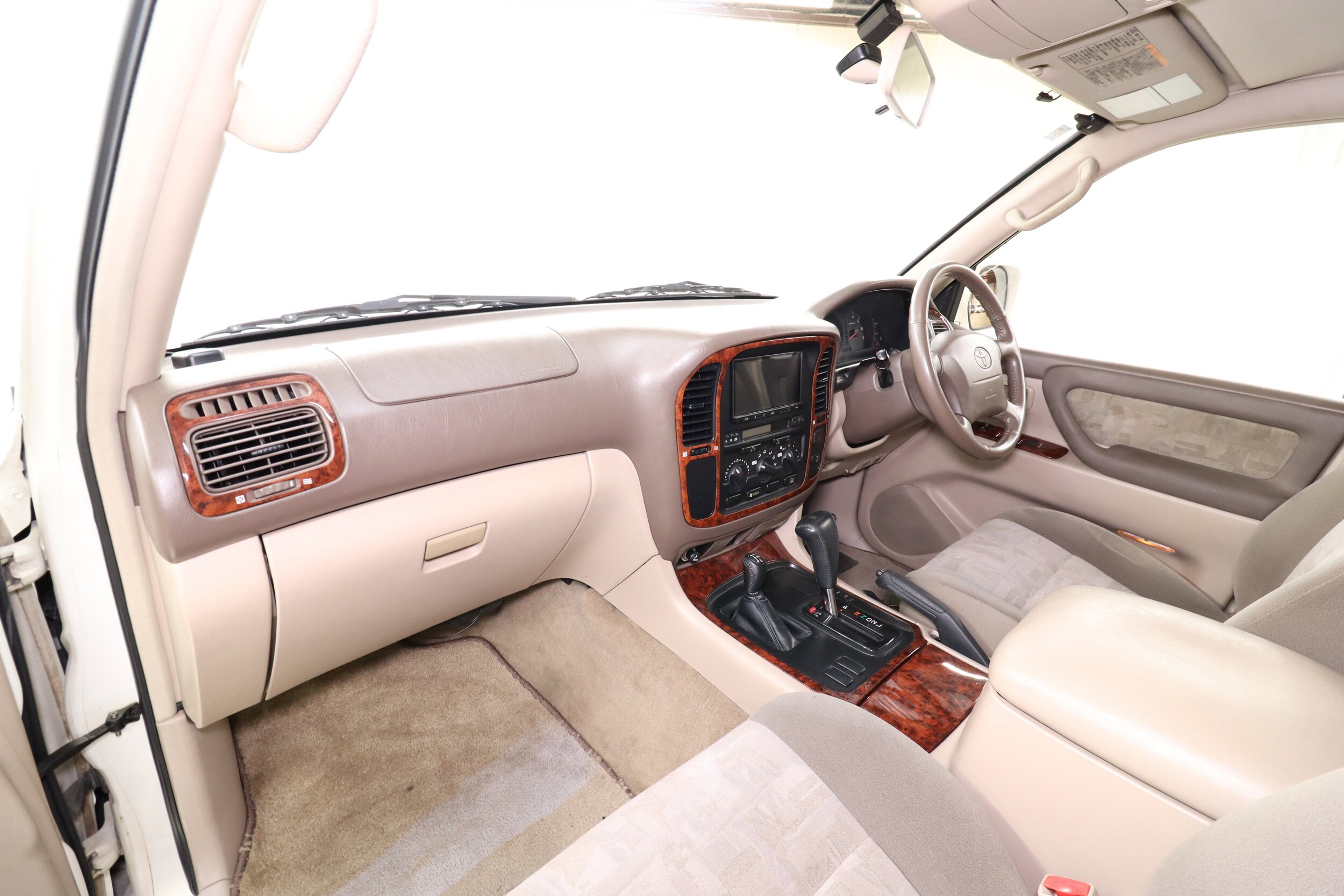 1998 Toyota Land Cruiser 18