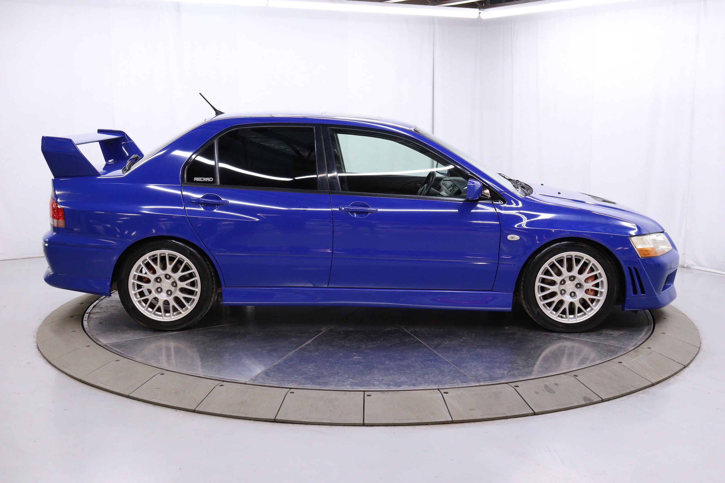 2001 Mitsubishi Lancer 10