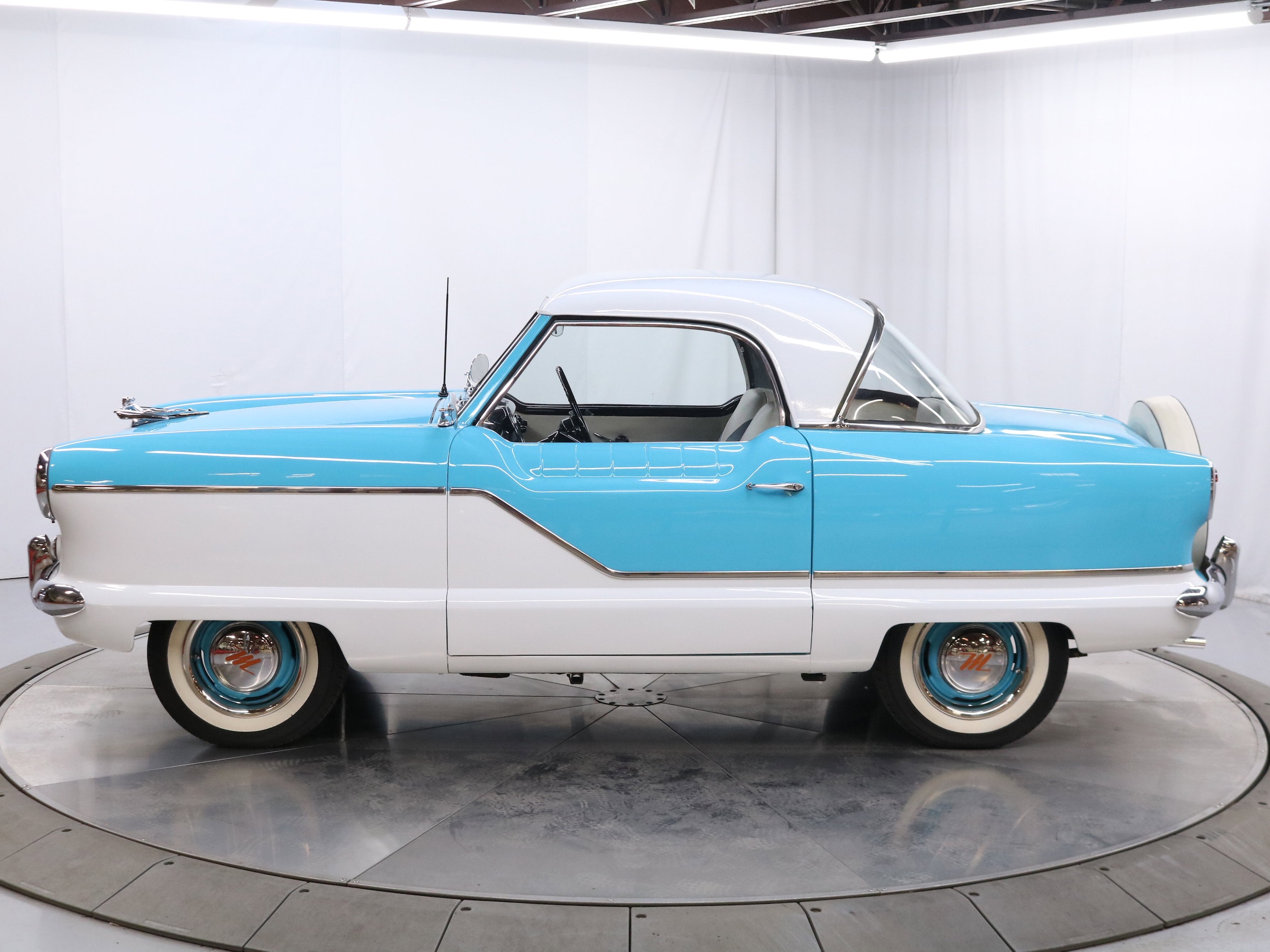 1958 Nash Metropolitan 4
