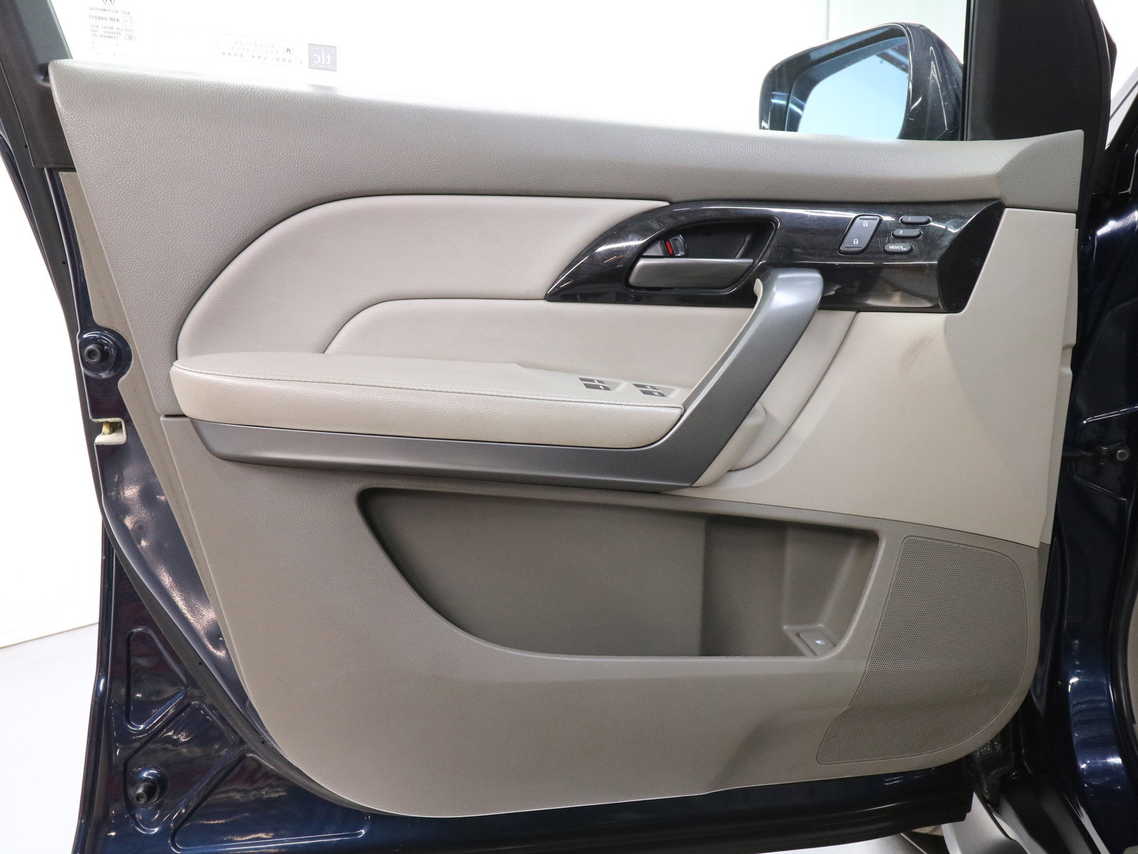 2009 Acura MDX 22