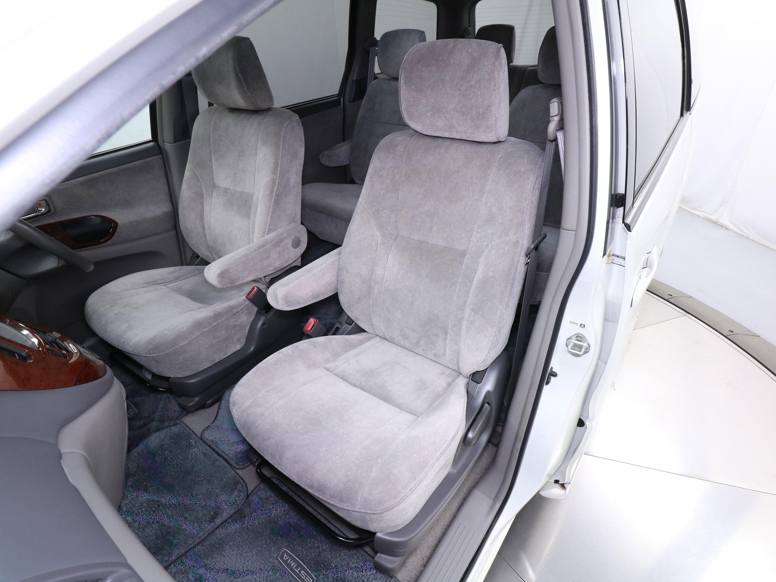 2000 Toyota Estima 22