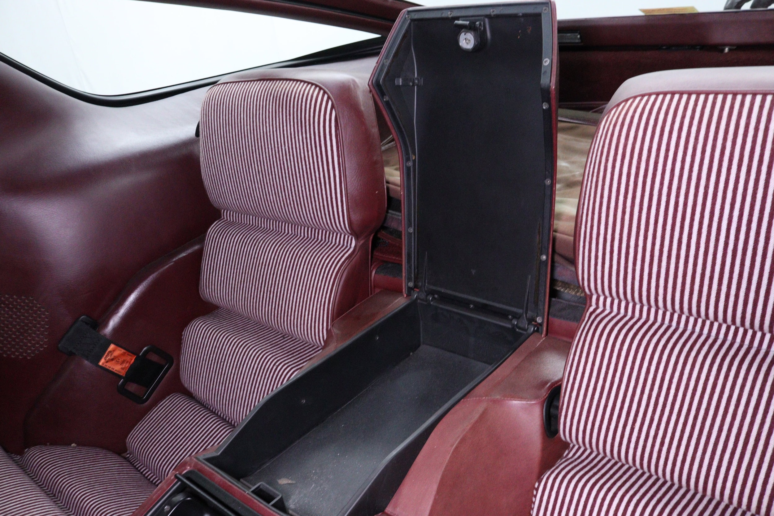 1982 Porsche 928 64