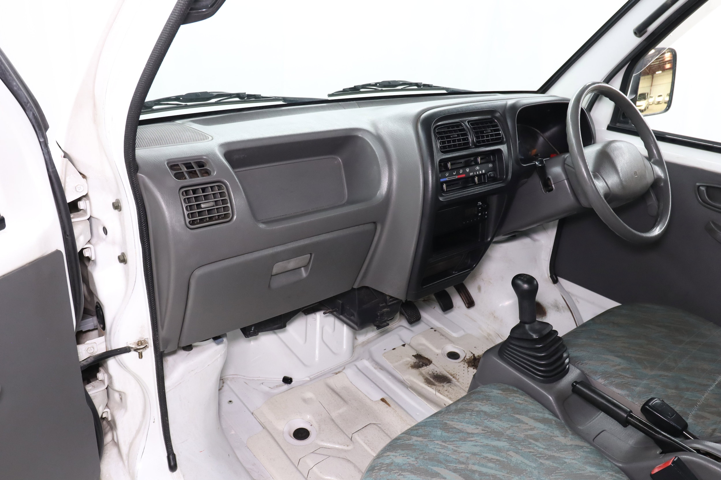 1999 Suzuki Carry 15
