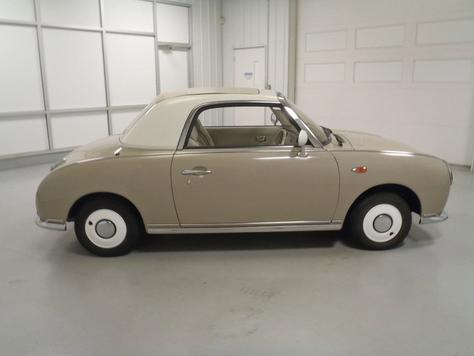 1991 Nissan Figaro 8