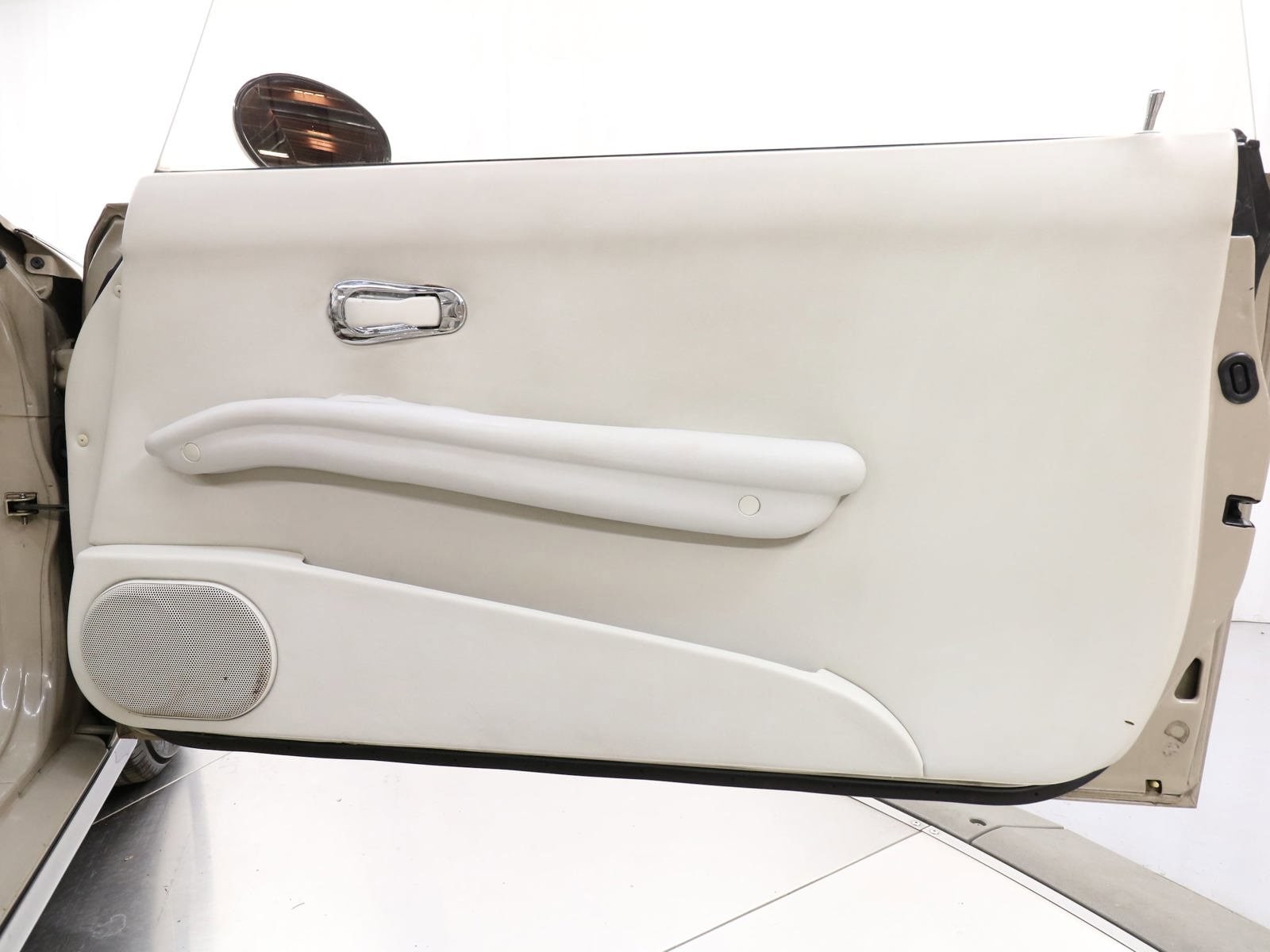 1991 Nissan Figaro 24