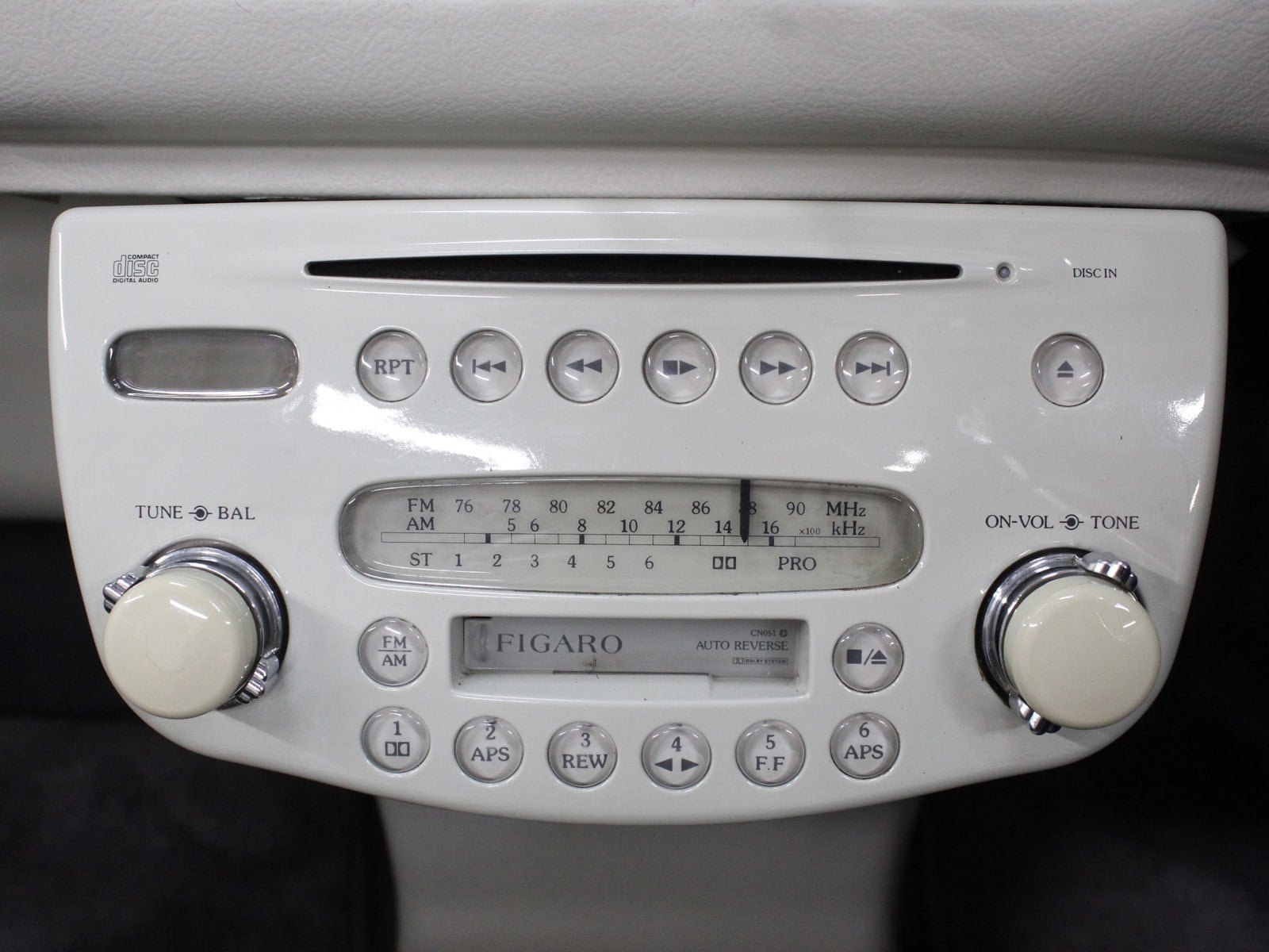 1991 Nissan Figaro 13