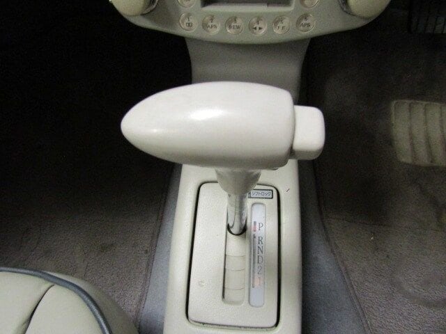 1991 Nissan Figaro 23