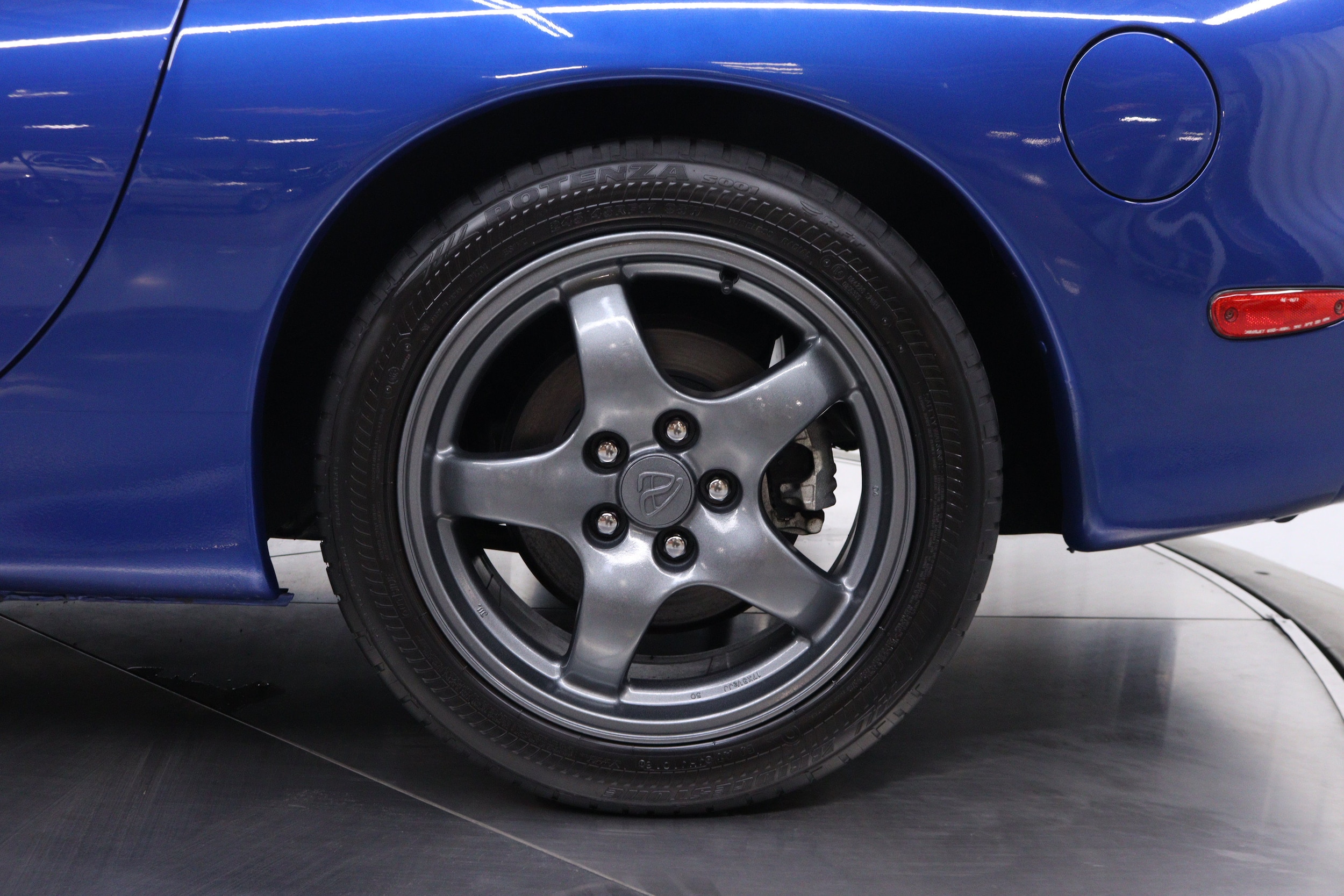 2001 Mazda RX-7 34