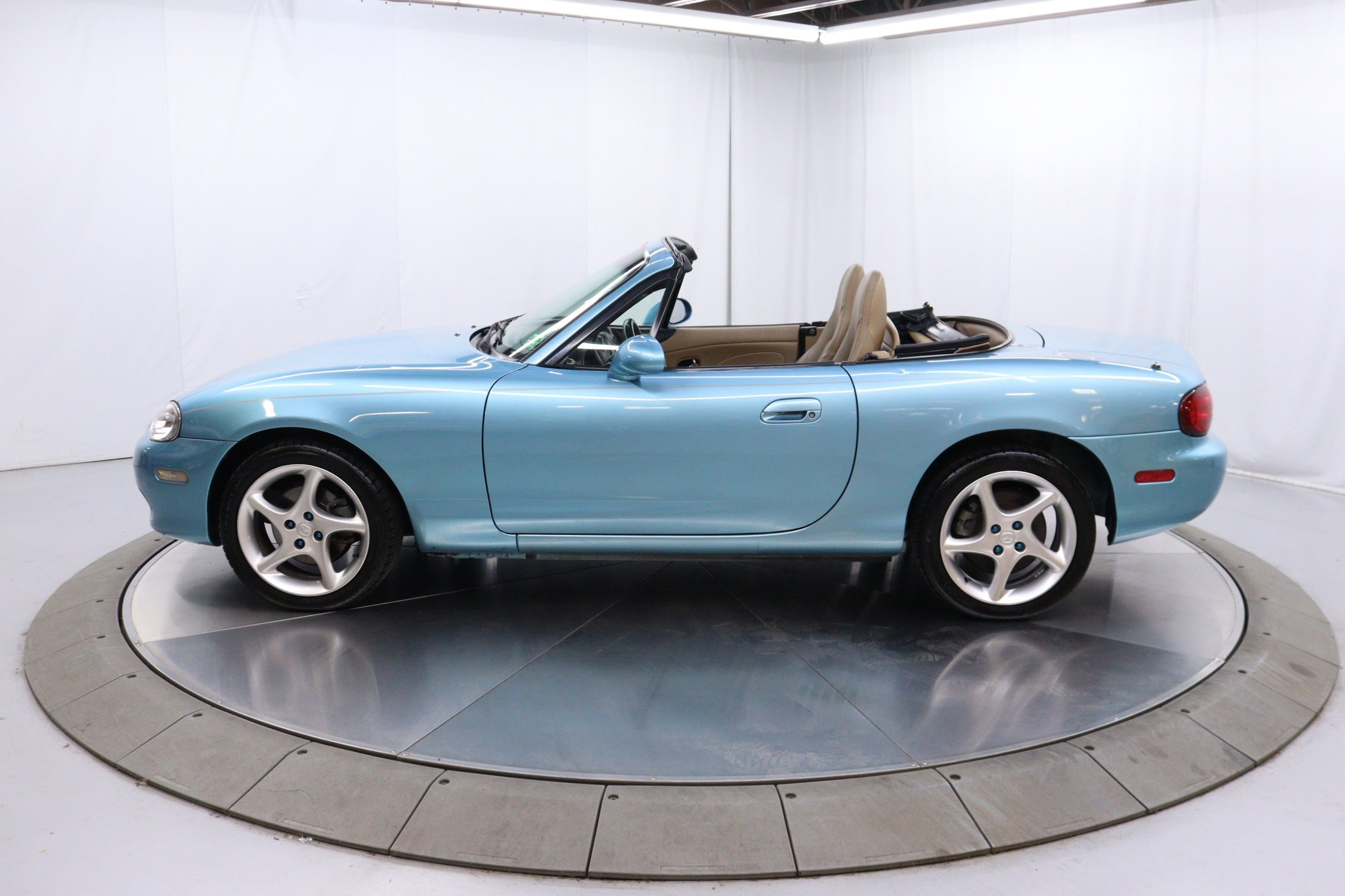 2001 Mazda MX-5 Miata 12