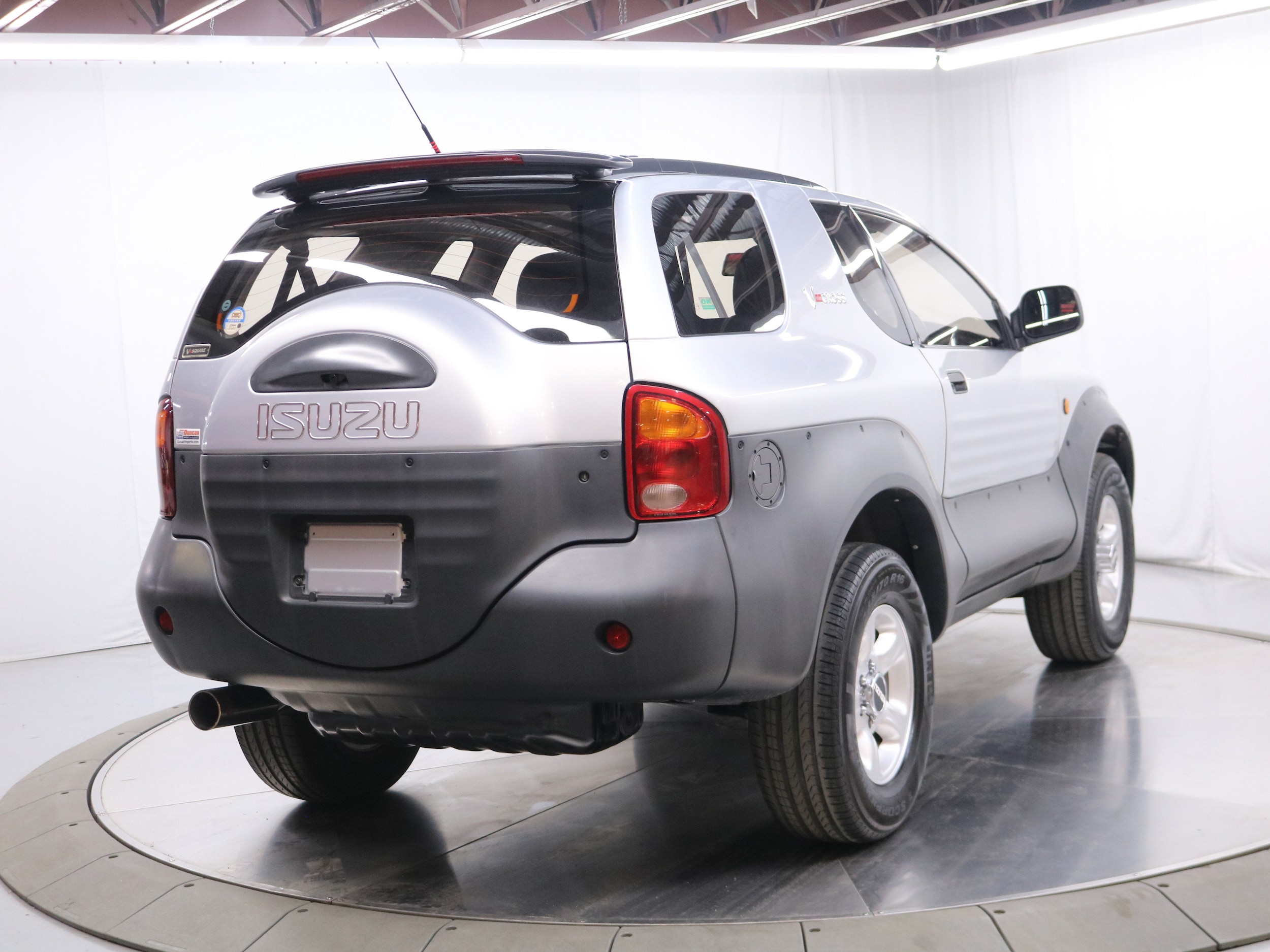 1997 Isuzu Vehicross 7