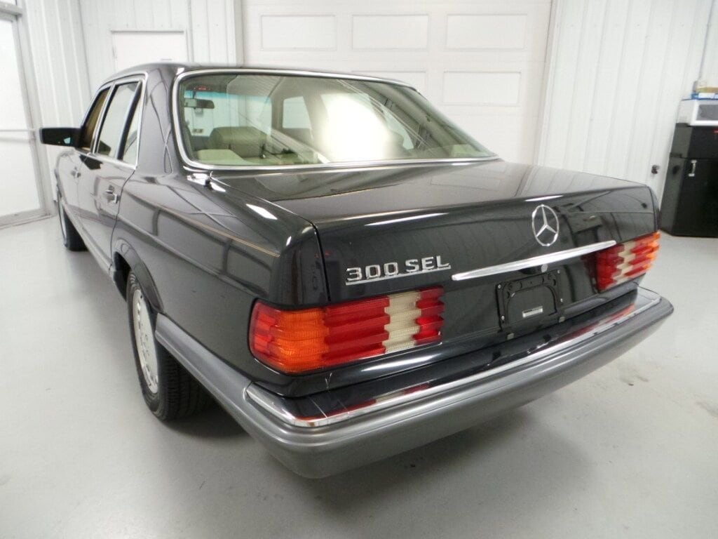 1991 Mercedes-Benz 300 SEL 7
