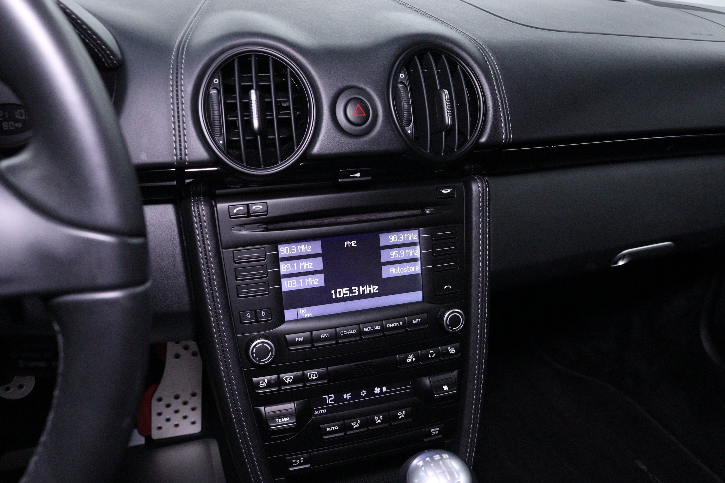2011 Porsche Cayman 12